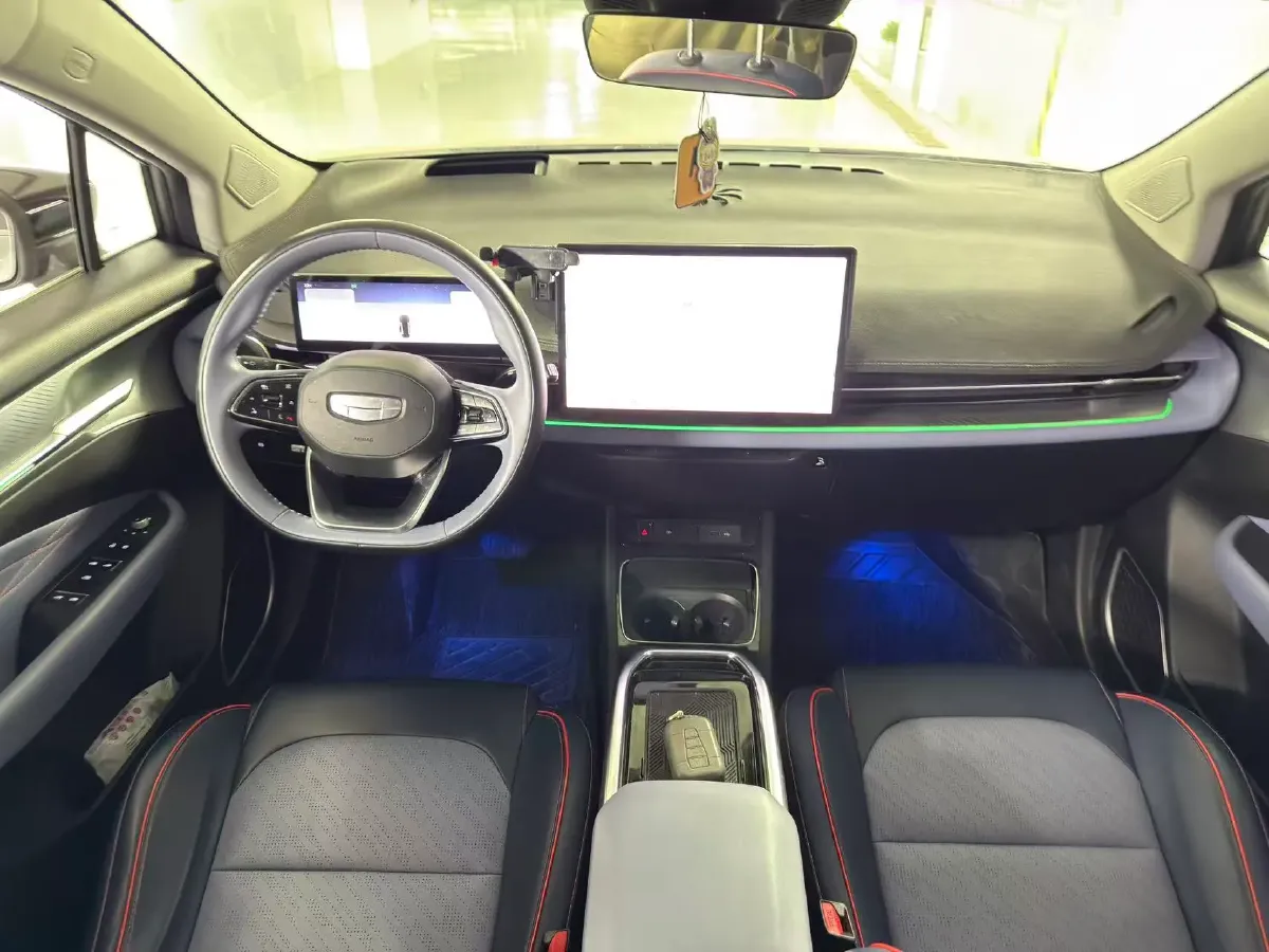 2022 Ruichi Auto ED71 BEV 60.152KWH,autocango,china used car exporter,china ev exporter,chinese used car exporter,chinese used ev exporter