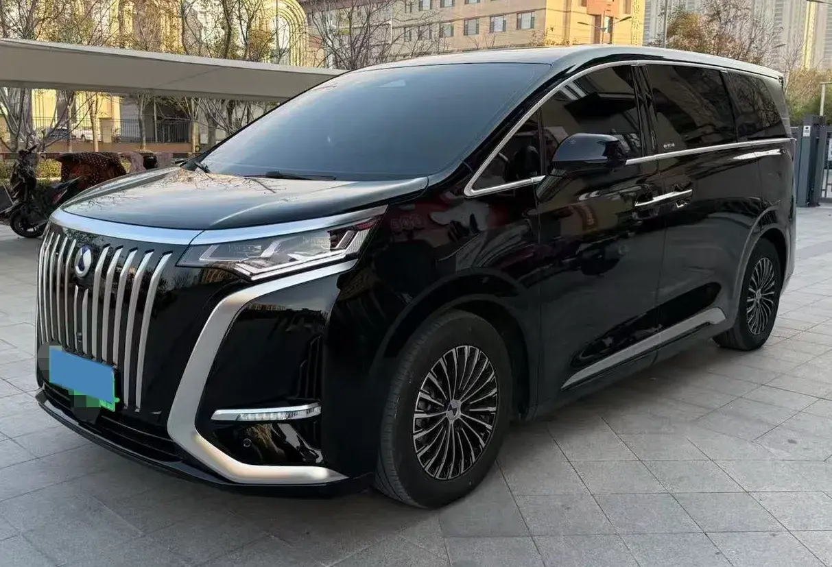 2024 Denza D9 1.5T 139HP L4 E-CVT PHEV 40KWH