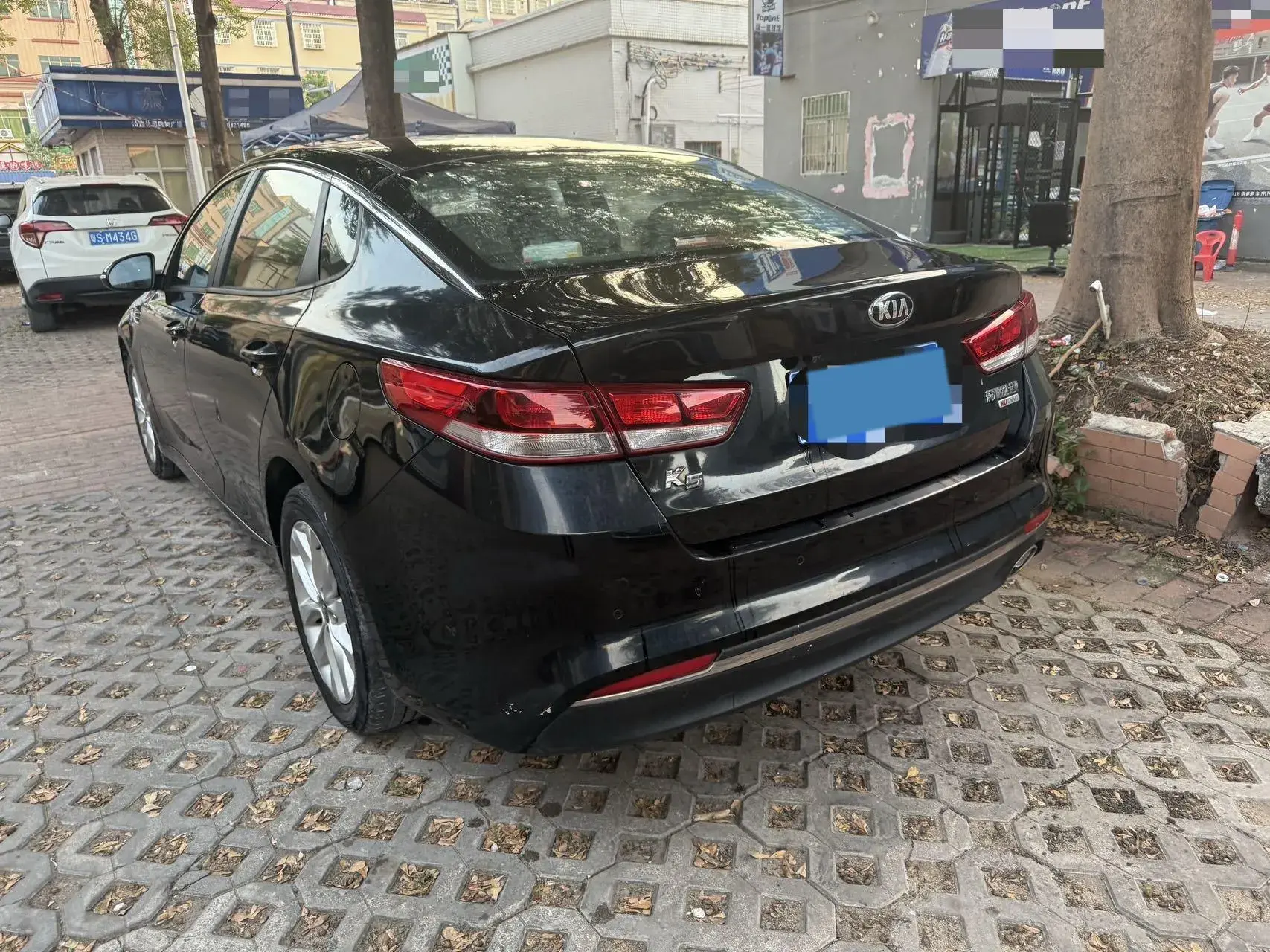 2016 KIA K5 thumbnail 4