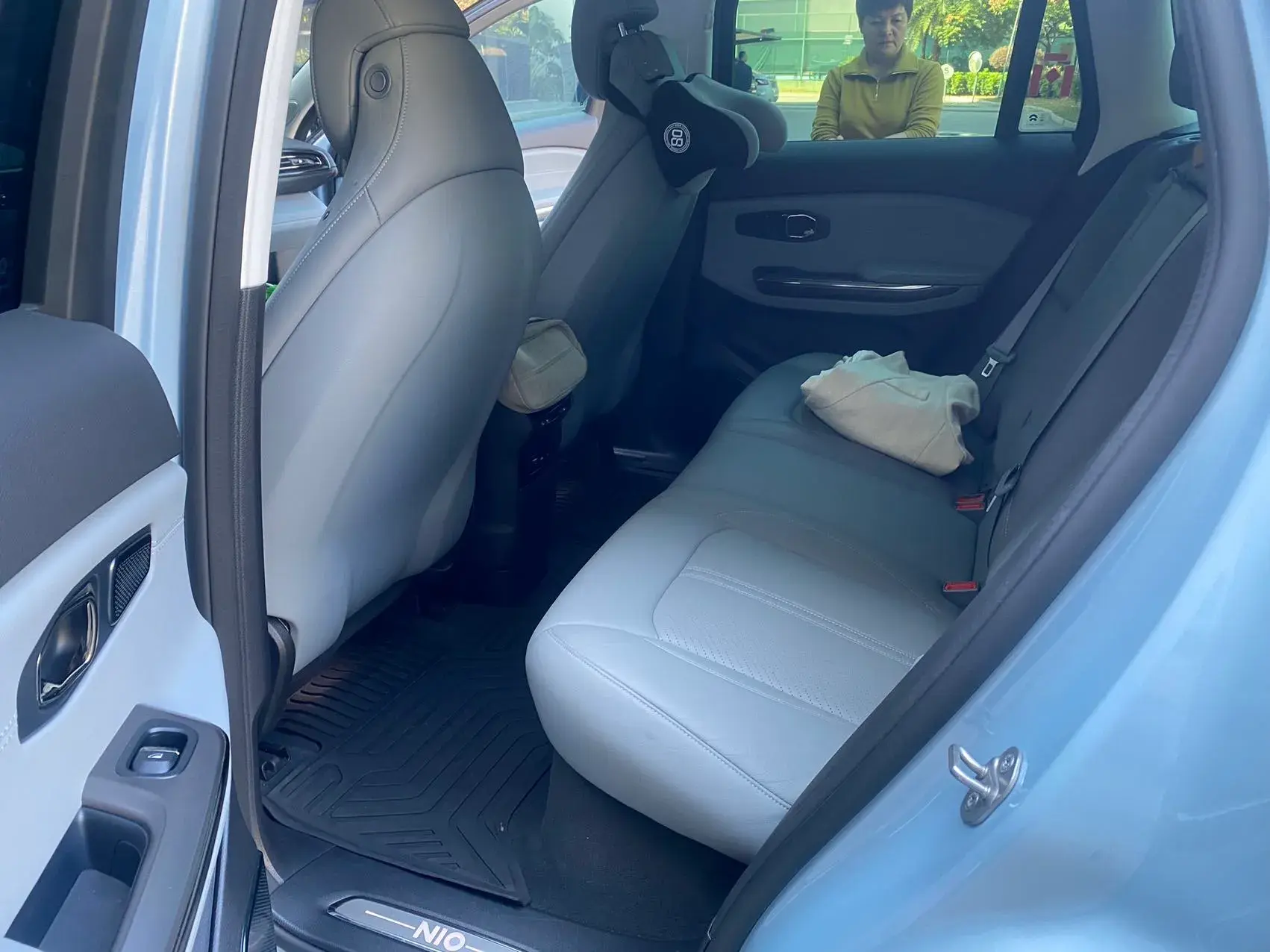 2019 NIO ES6 thumbnail 4