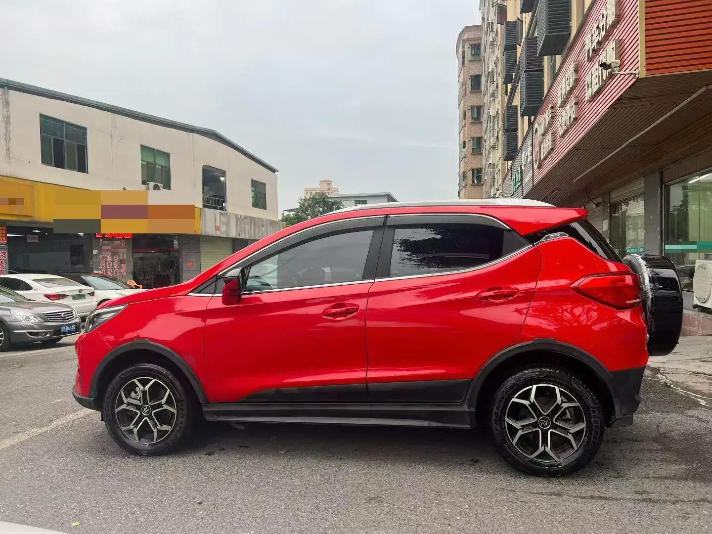 2021 BYD YUAN thumbnail 3