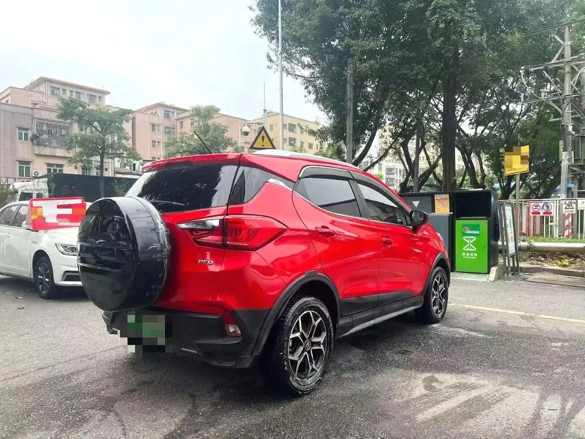 2021 BYD YUAN thumbnail 4