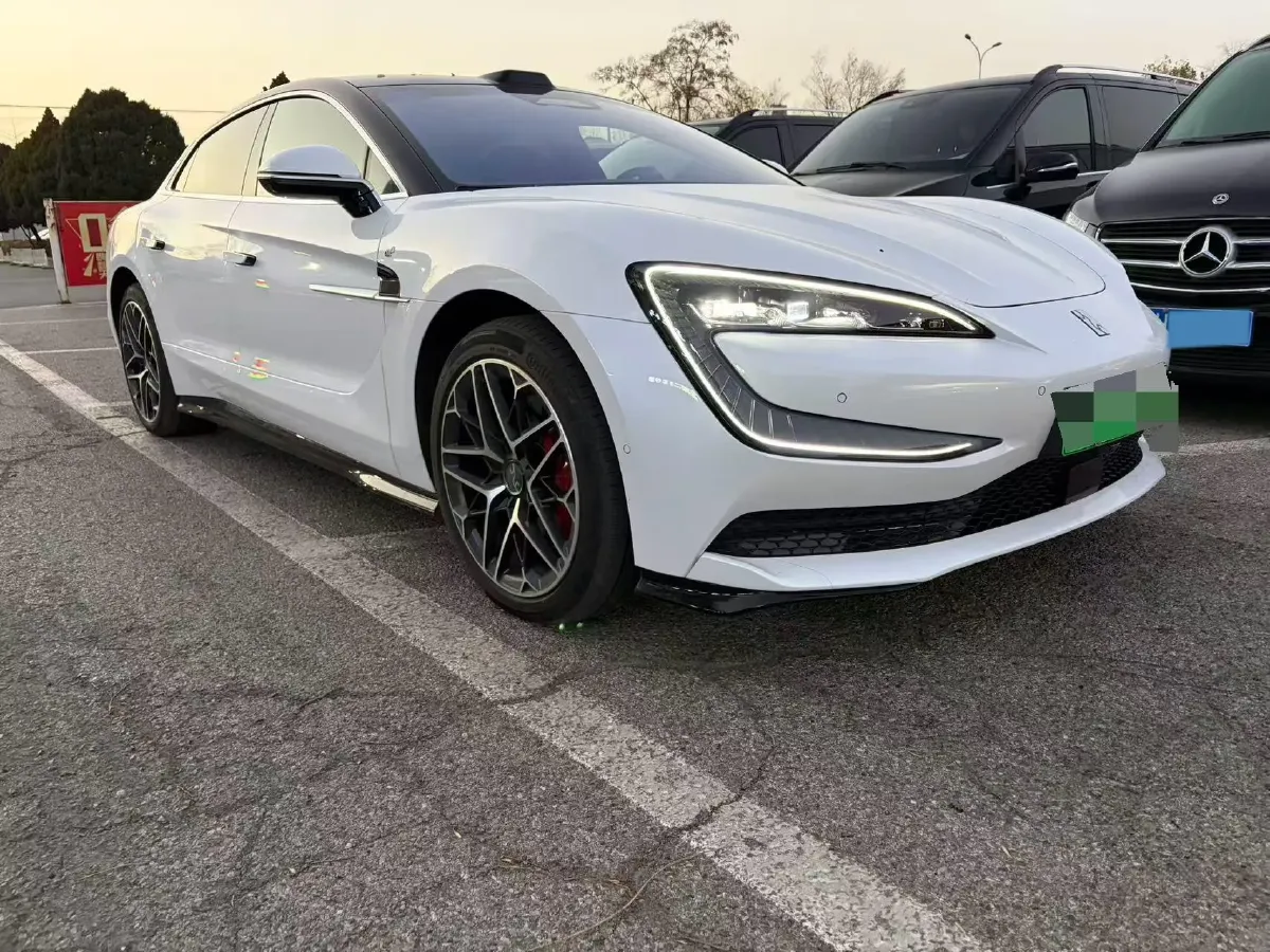 2025 YangWang U7 BEV 135.5KWH,autocango,china used car exporter,china ev exporter,chinese used car exporter,chinese used ev exporter