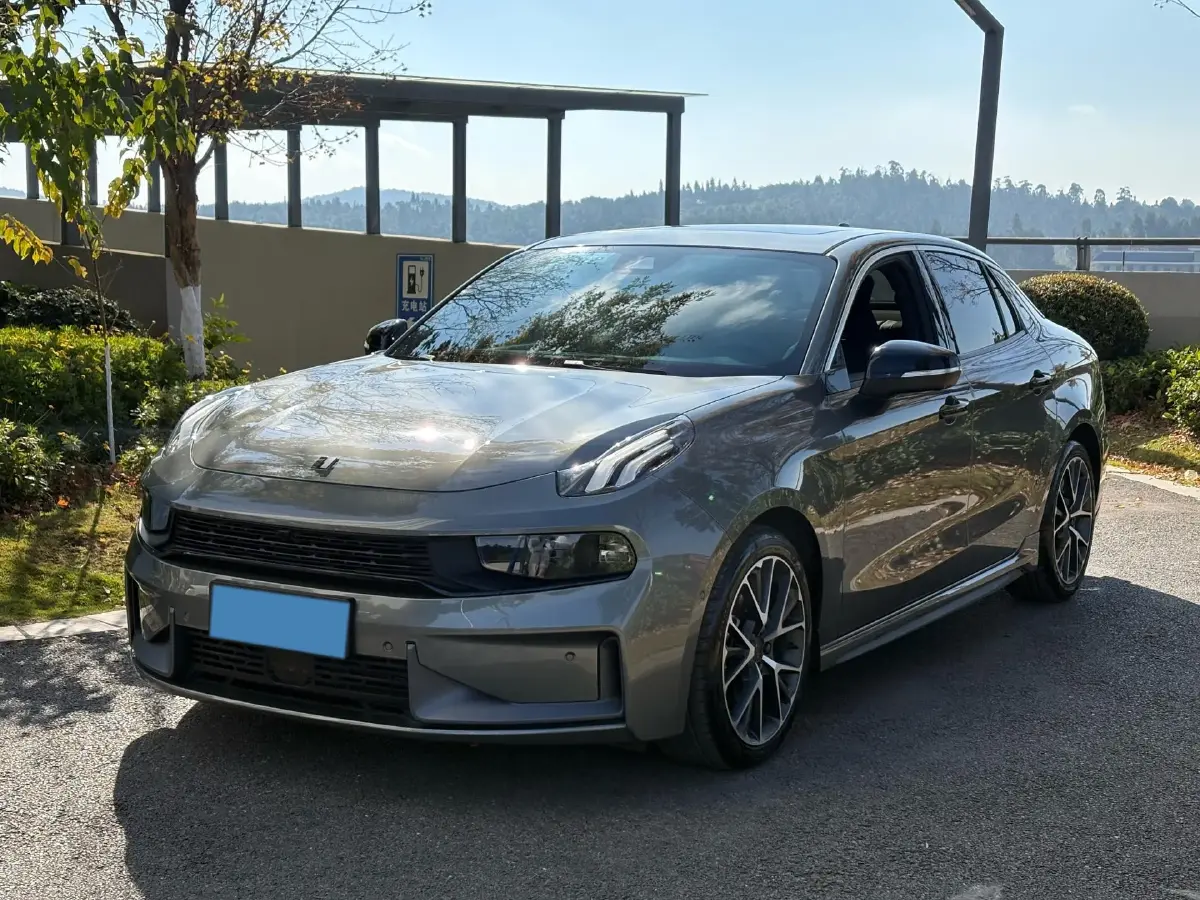 2022 LYNK&CO 03 2.0T 190HP L4 7DCT