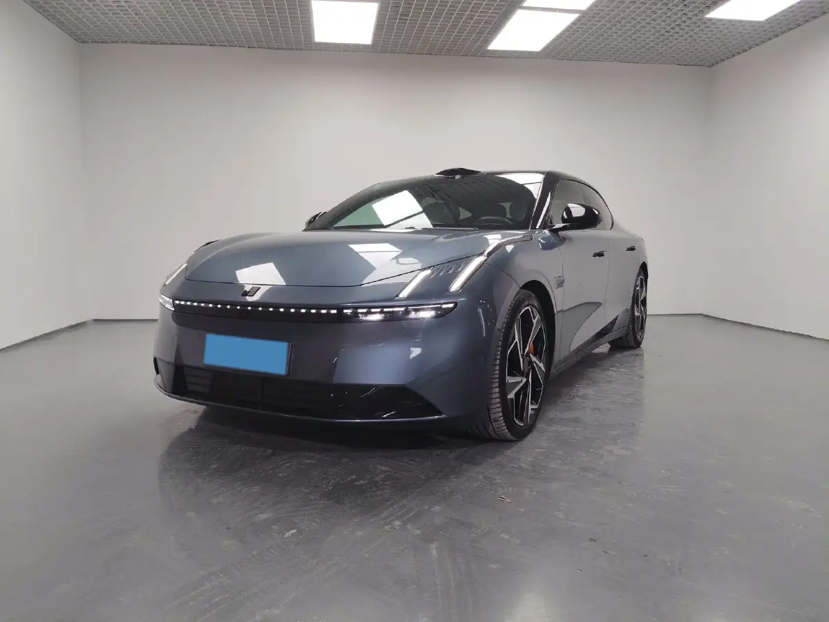 2025 Lexus NX 2.0L 169HP L4 CVT