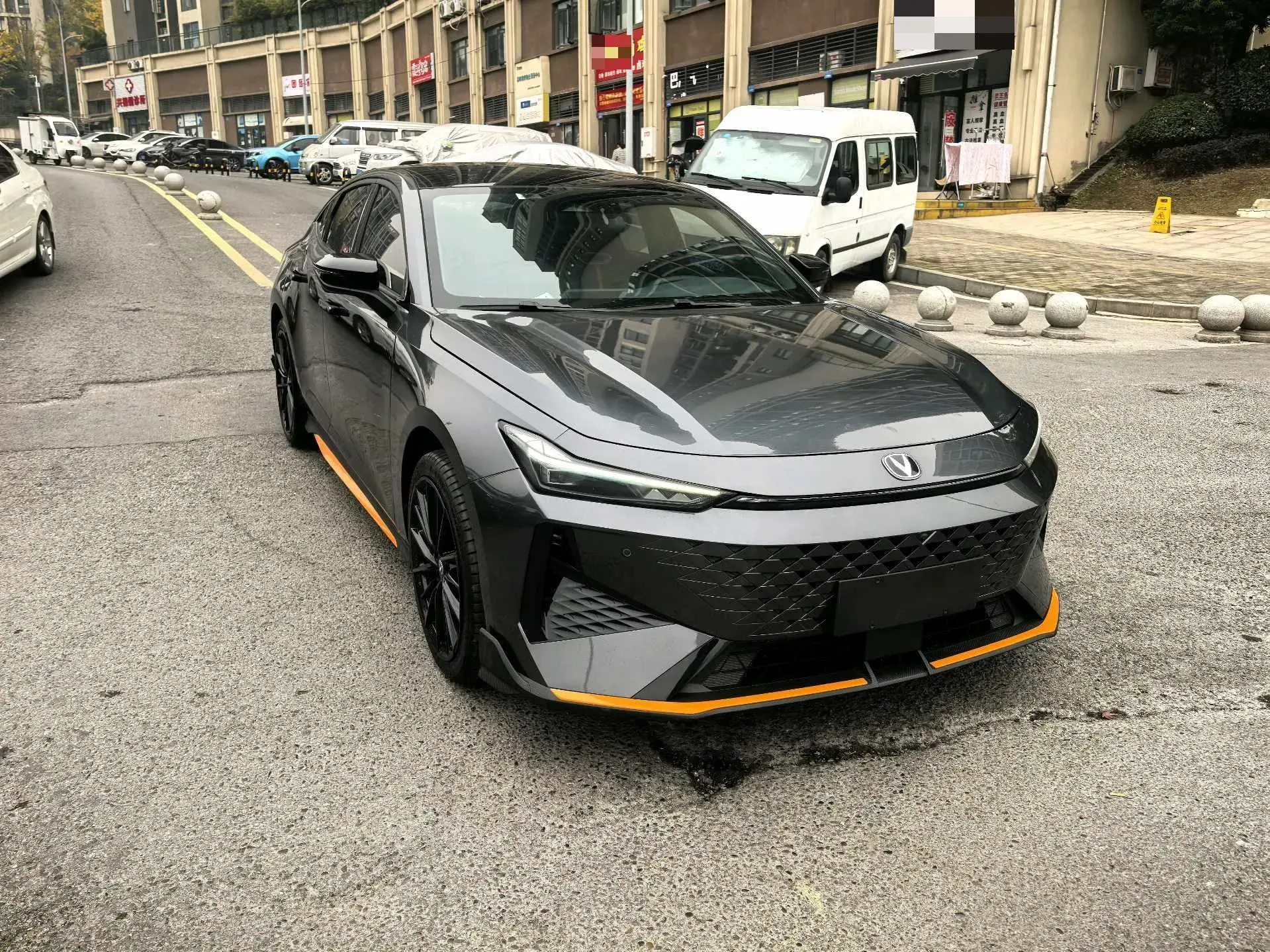 2023 CHANGAN UNI-V thumbnail 2