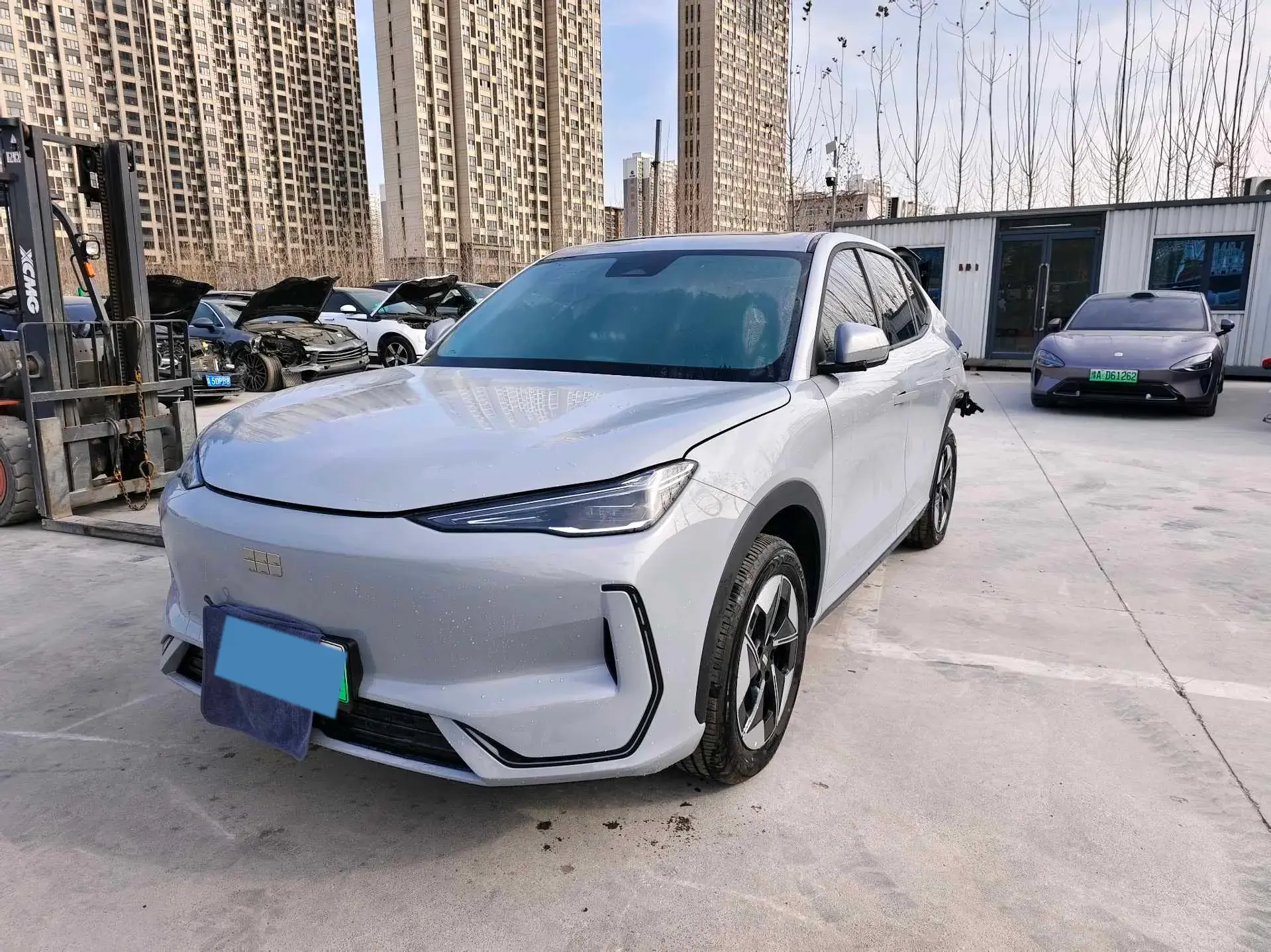 2024 EXCEED LX view 1