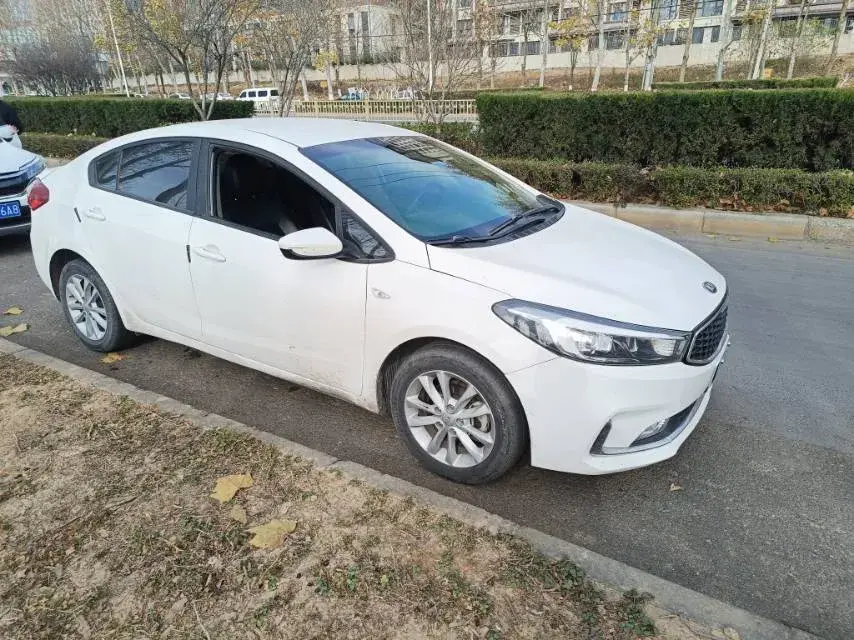 2017 KIA K3 thumbnail 2