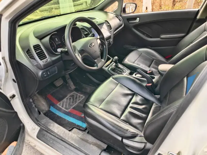 2017 KIA K3 thumbnail 4