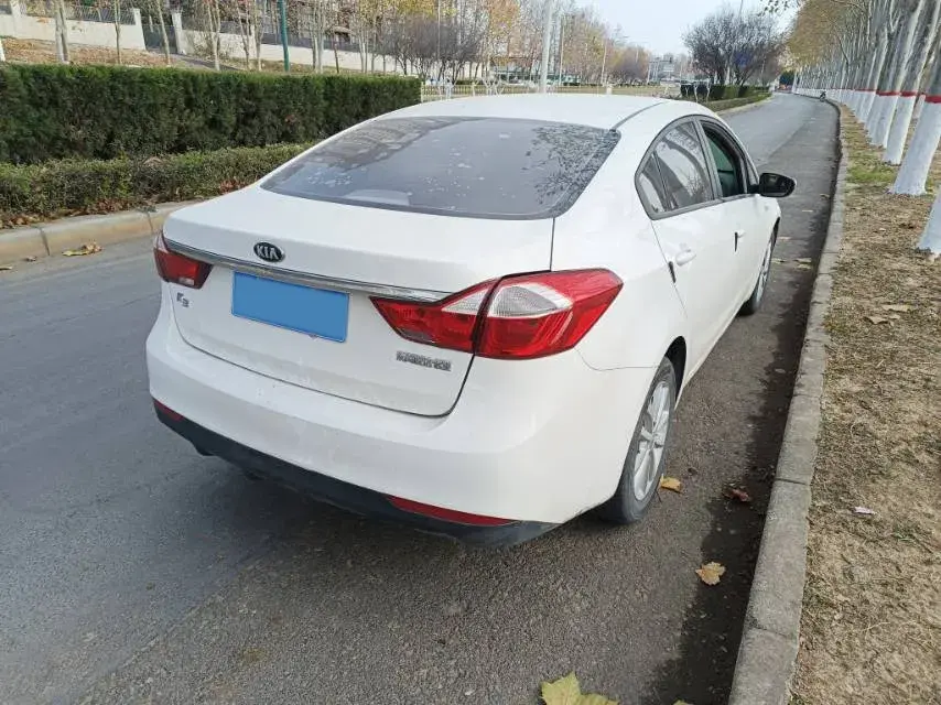 2017 KIA K3 thumbnail 3