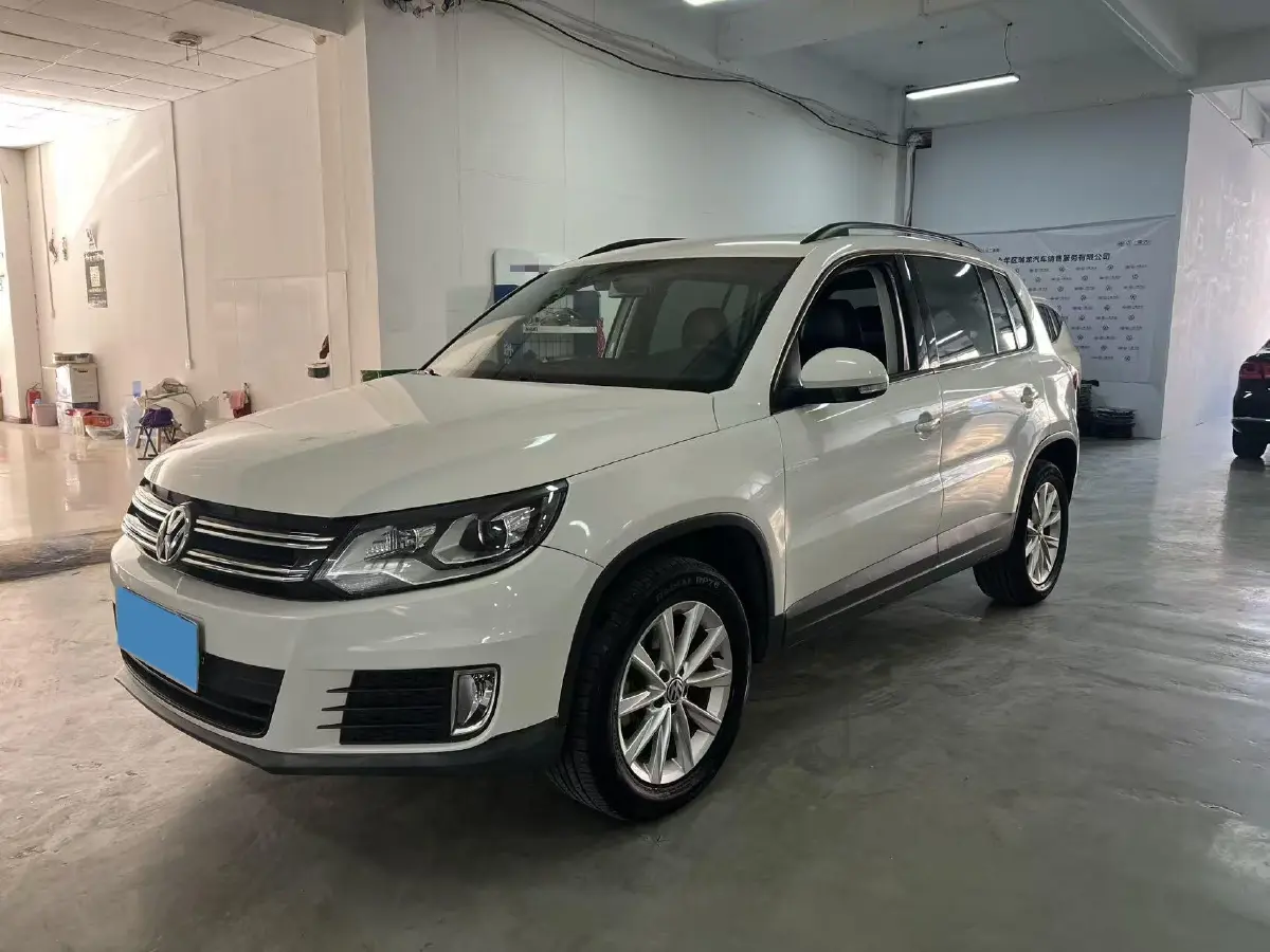 2016 Volkswagen Touran 1.4T 150HP L4 7DCT