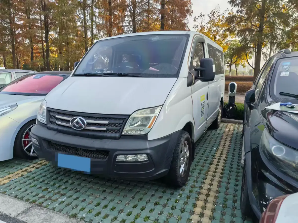 2018 Volkswagen Caravelle 2.0T 204HP L4 7DCT