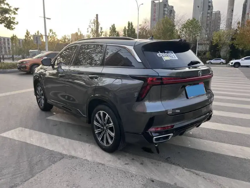 2022 CHANGAN CS75 thumbnail 4