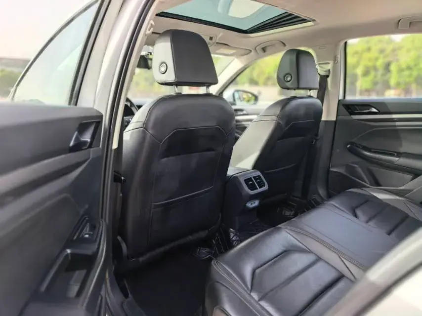 2019 ROEWE RX5 thumbnail 4