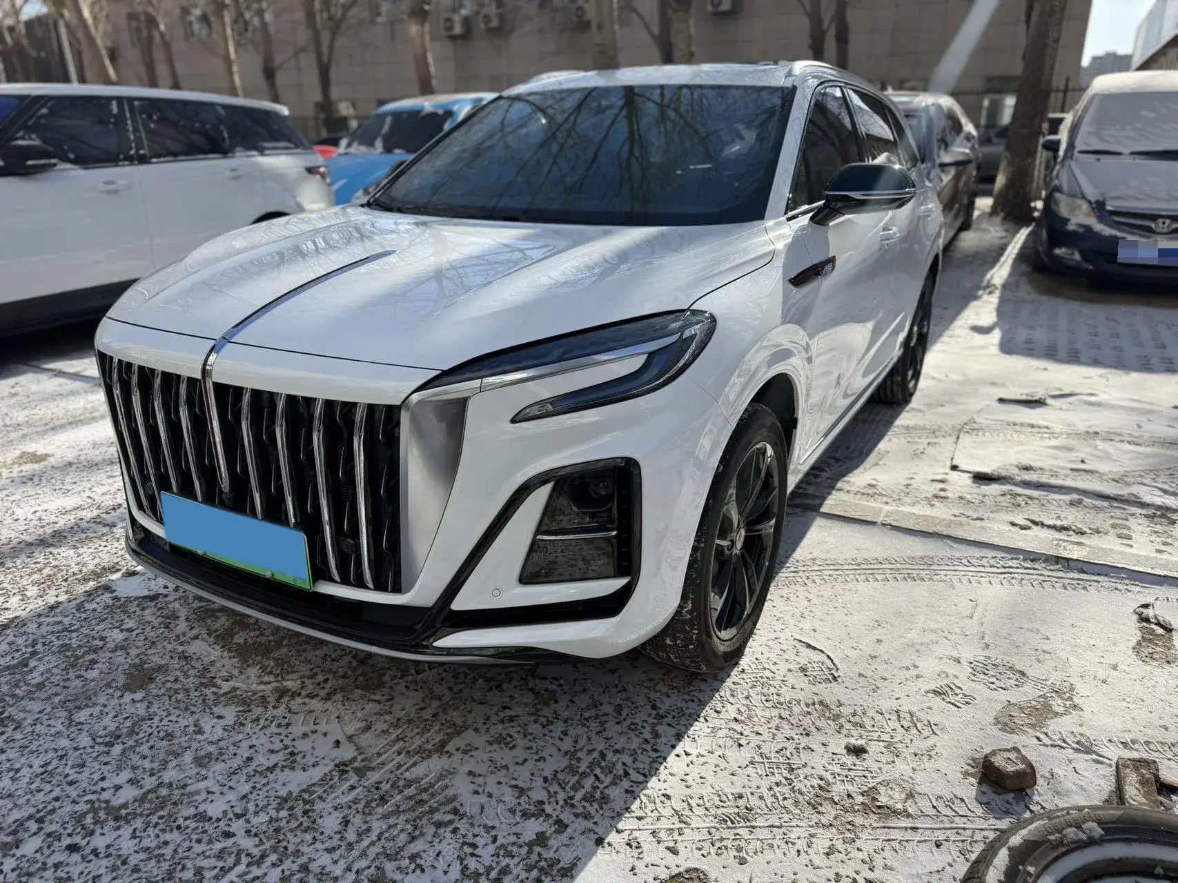 2025 HONGQI HS3 view 1