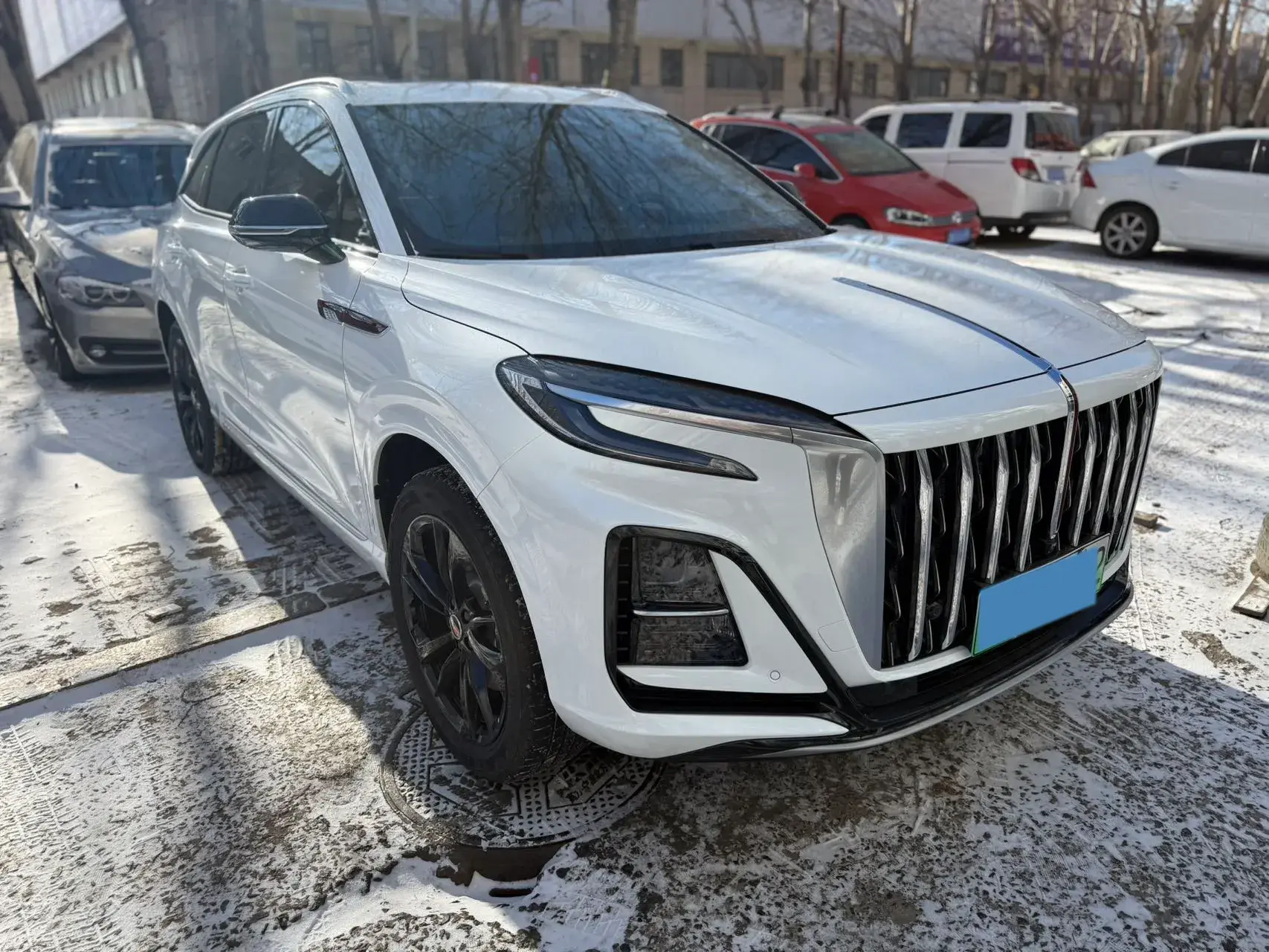 2025 HONGQI HS3 thumbnail 3