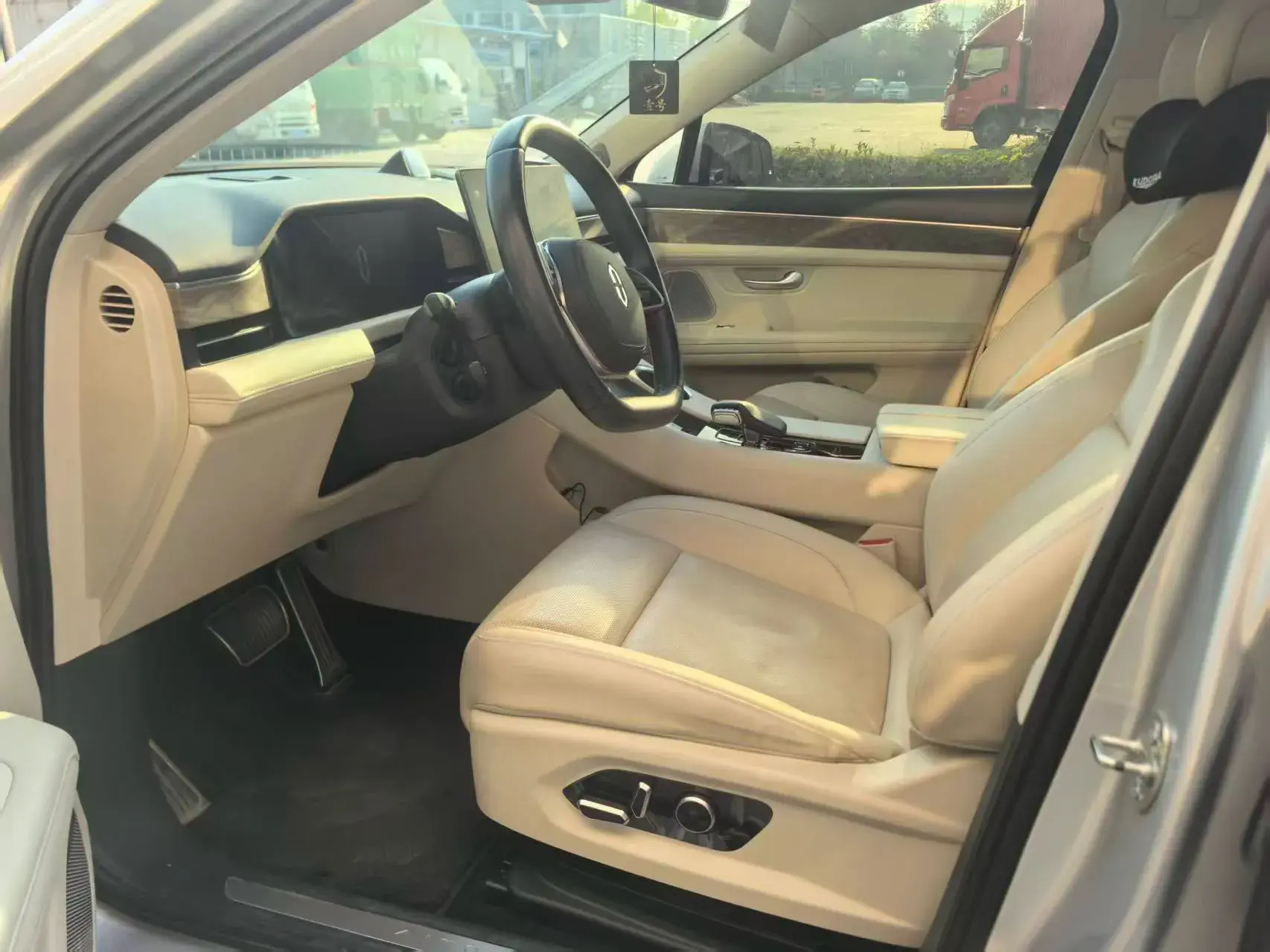 2022 HIMA AITO thumbnail 4