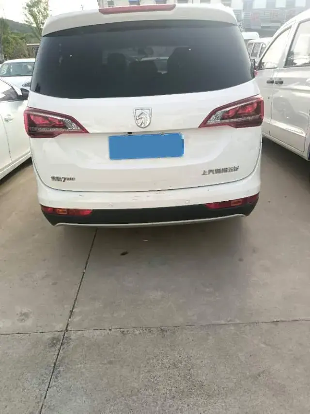 2021 BAOJUN 730 thumbnail 3