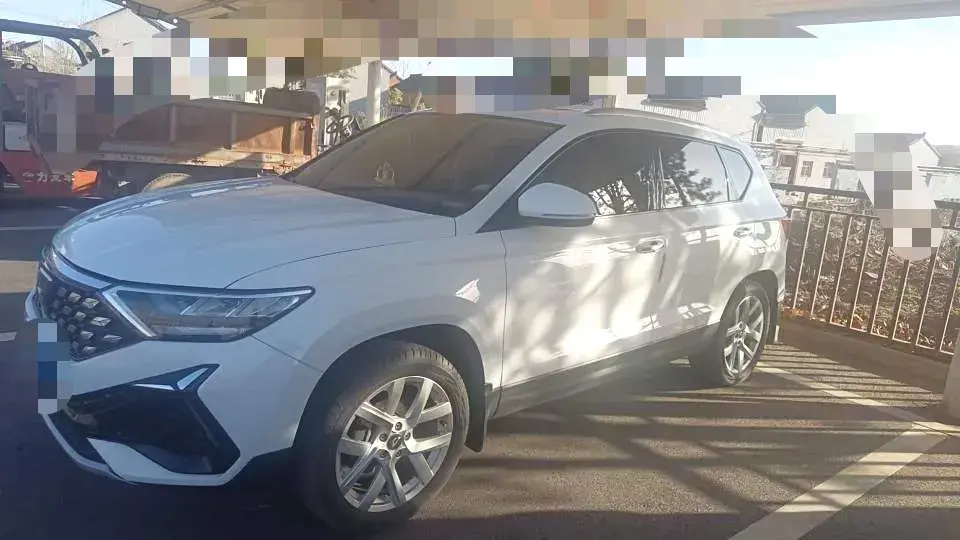 2022 JETTA VS5 thumbnail 2