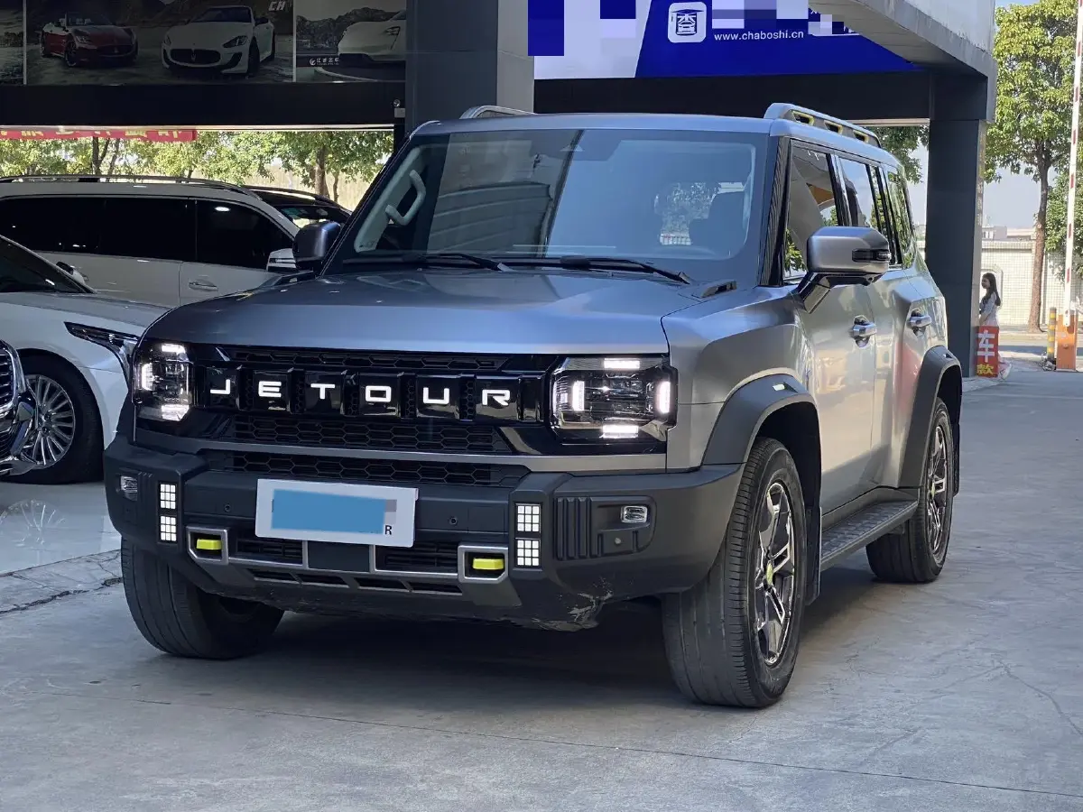 2023 Jetour Traveller 2.0T 254HP L4 7DCT