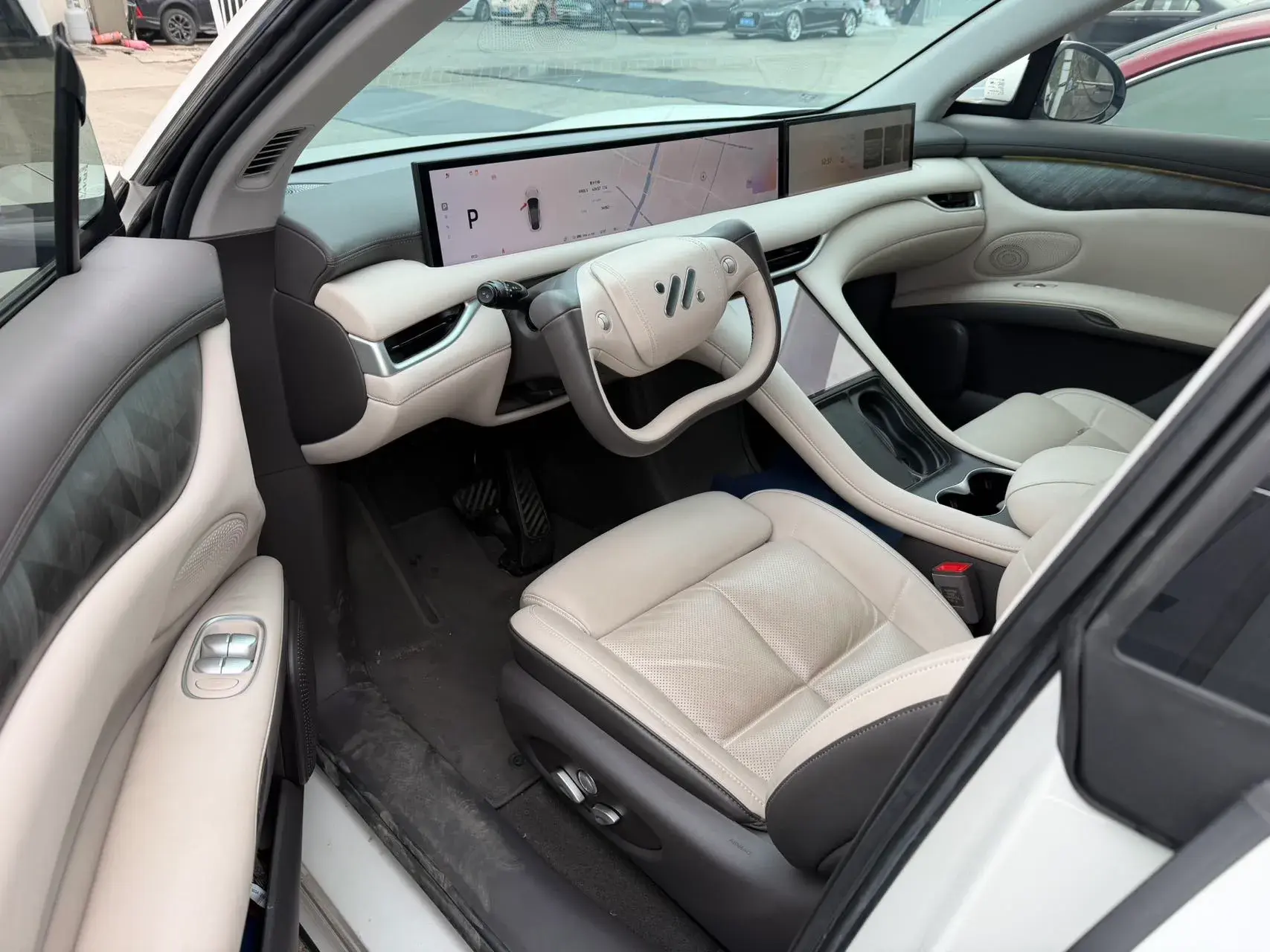 2023 IM LS6 thumbnail 3