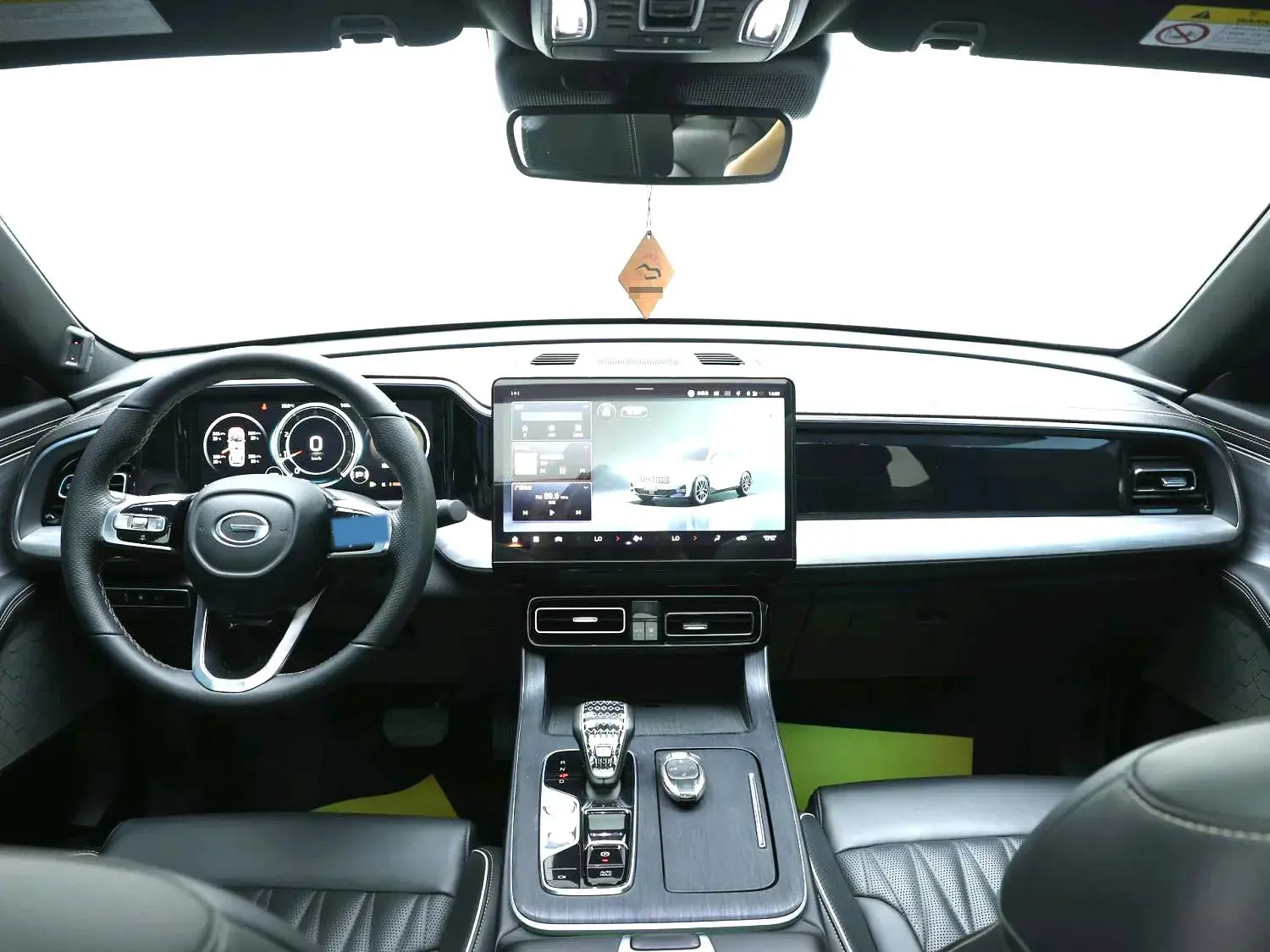 2022 GAC TRUMPCHI thumbnail 3