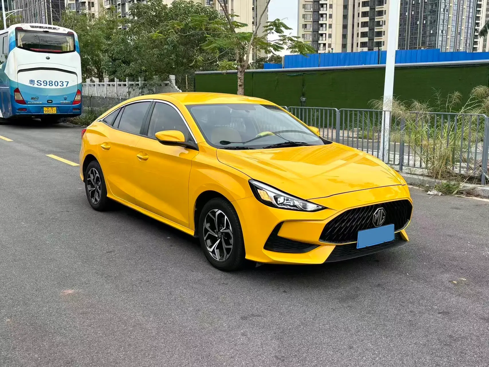 2021 MG 5 thumbnail 2