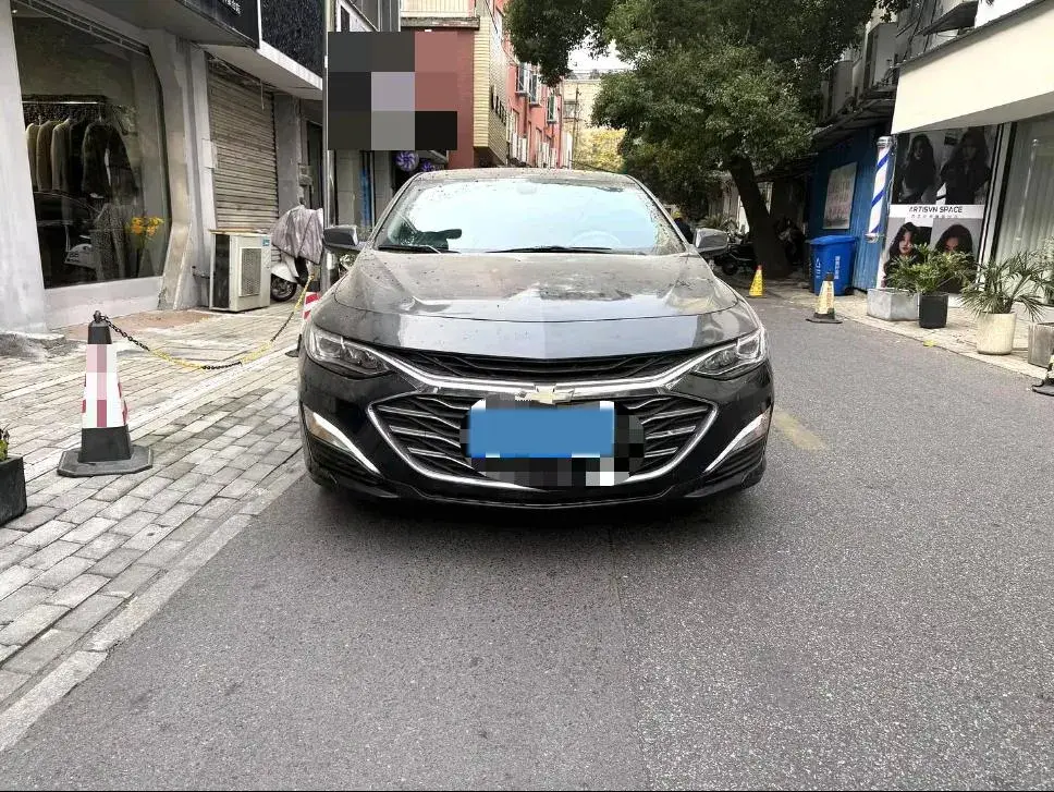 2022 CHEVROLET MALIBU thumbnail 2