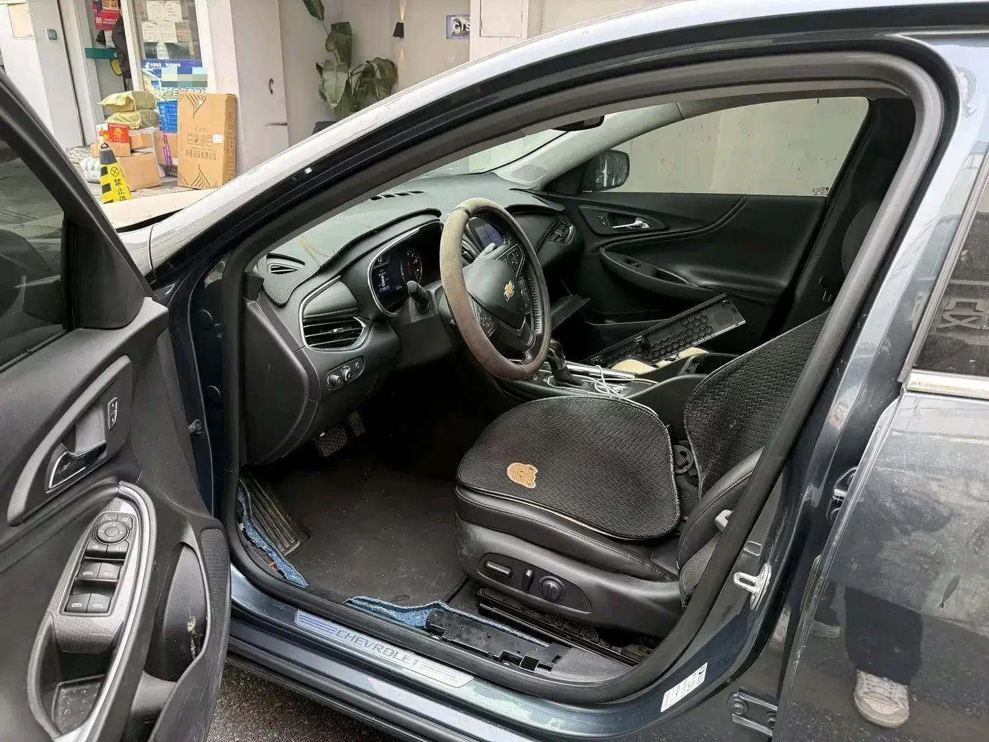 2022 CHEVROLET MALIBU thumbnail 4