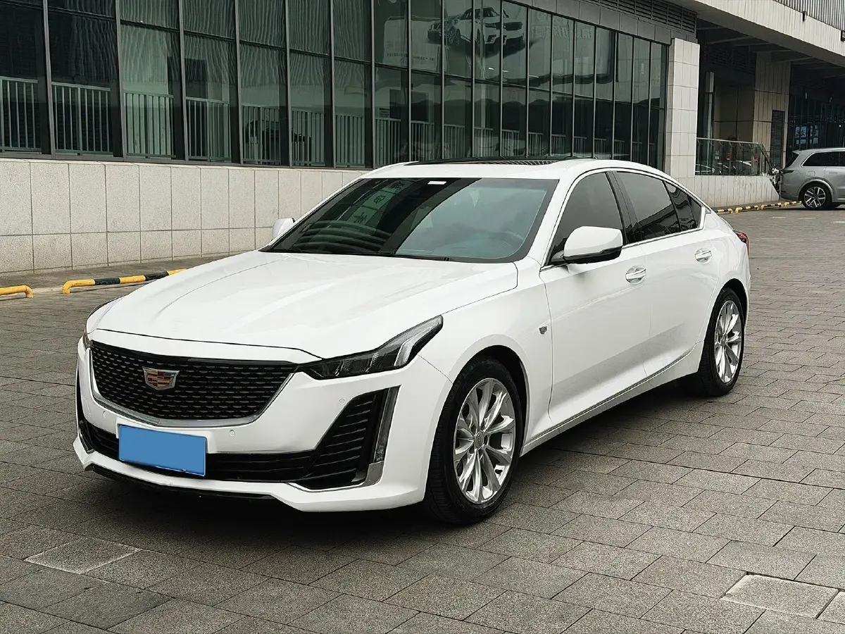 2021 Cadillac CT5 2.0T 237HP L4 10AT