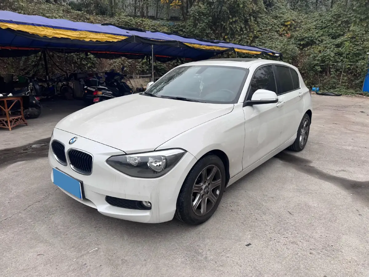 2013 BMW 1 Series 1.6T 136HP L4 8AT