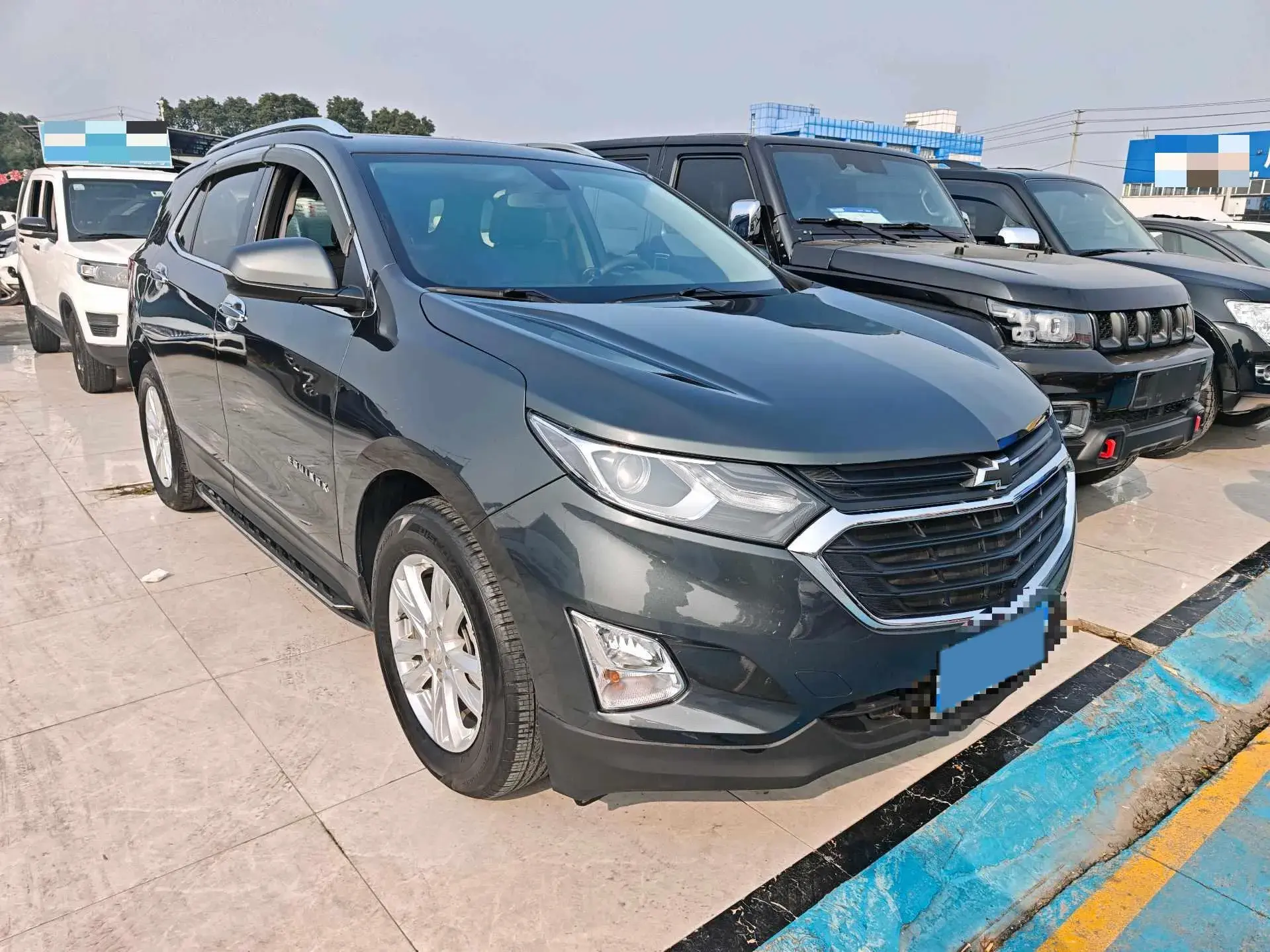 2019 CHEVROLET EQUINOX thumbnail 2