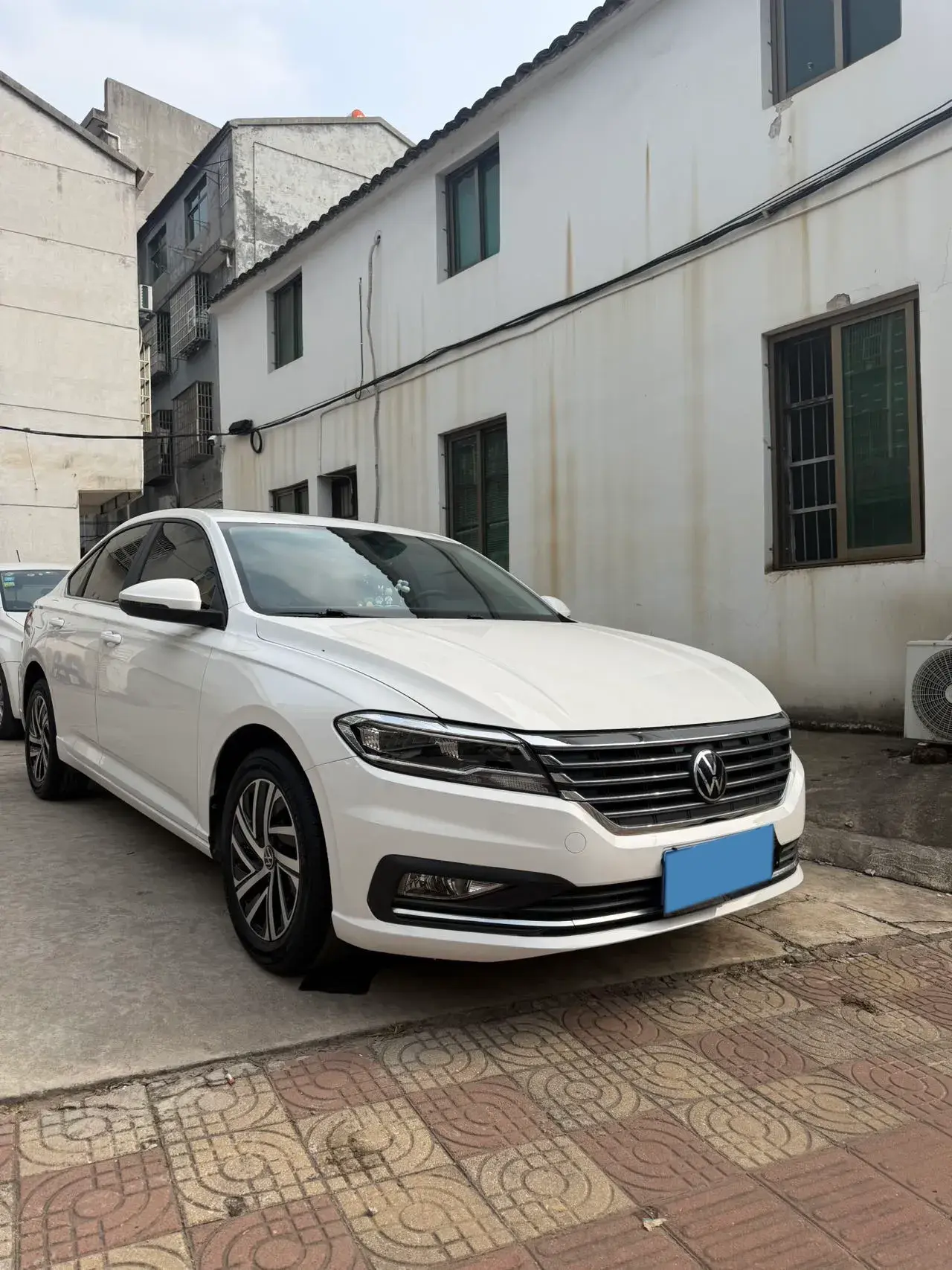 2022 BUICK VERANO thumbnail 2