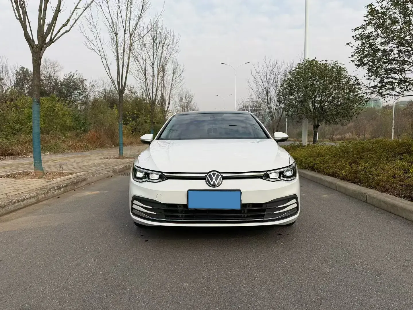 2021 VOLKSWAGEN GOLF thumbnail 2