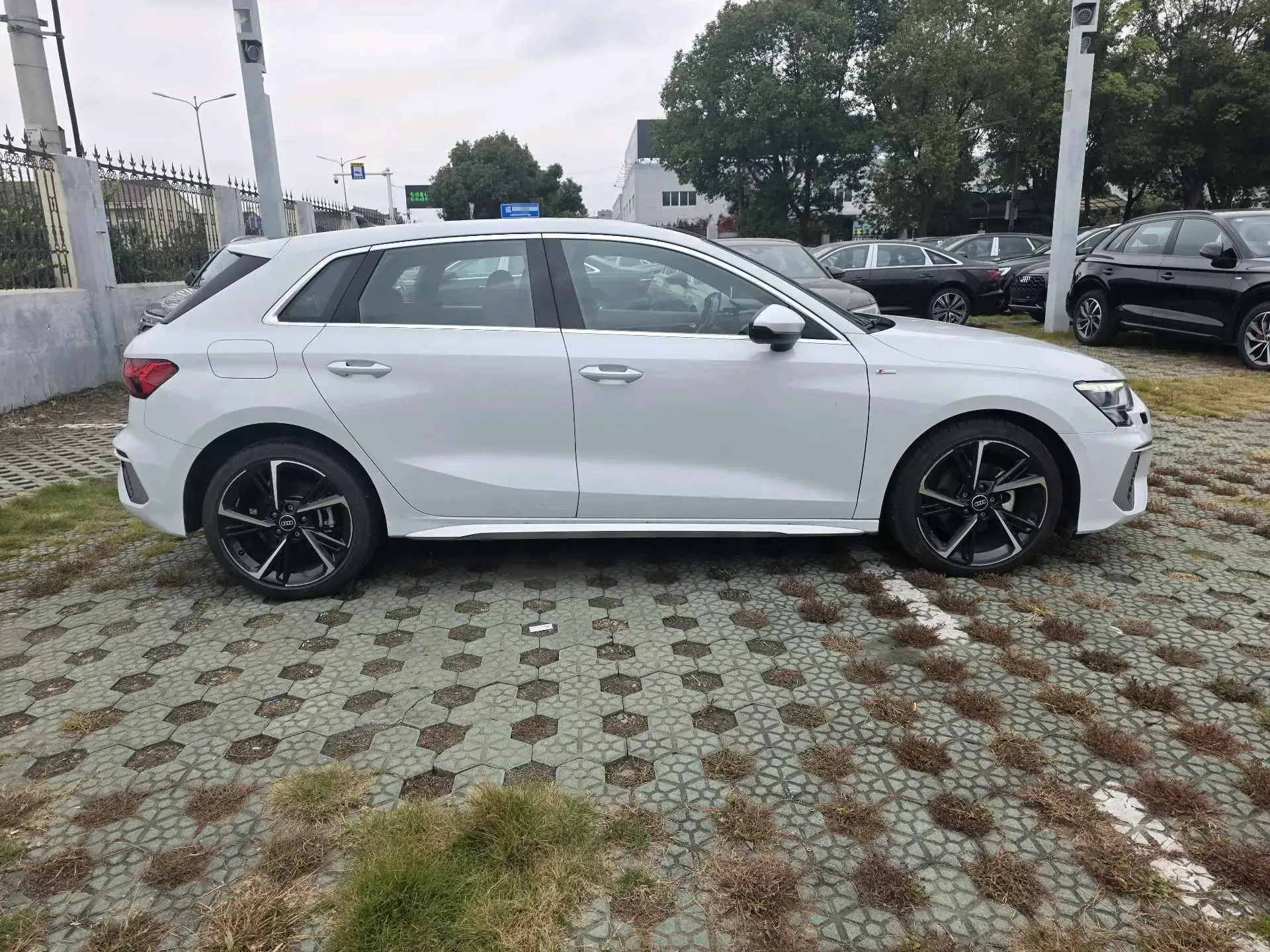 2022 AUDI A3 thumbnail 2