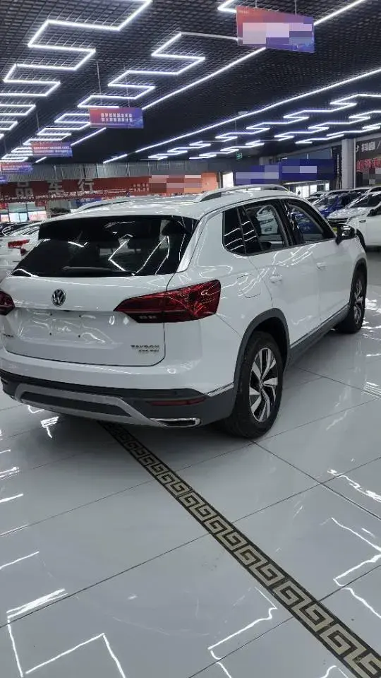 2019 JEEP CHEROKEE thumbnail 3