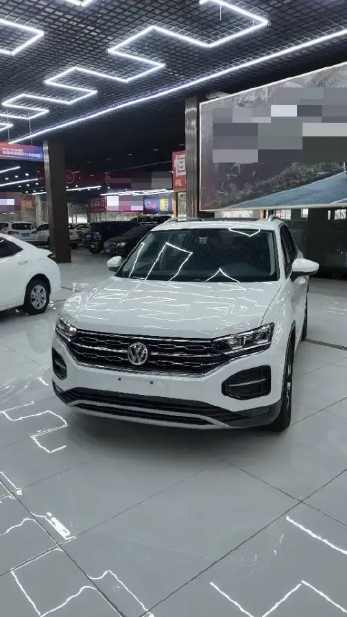 2019 Jeep Cherokee 2.0T 234HP L4 9AT