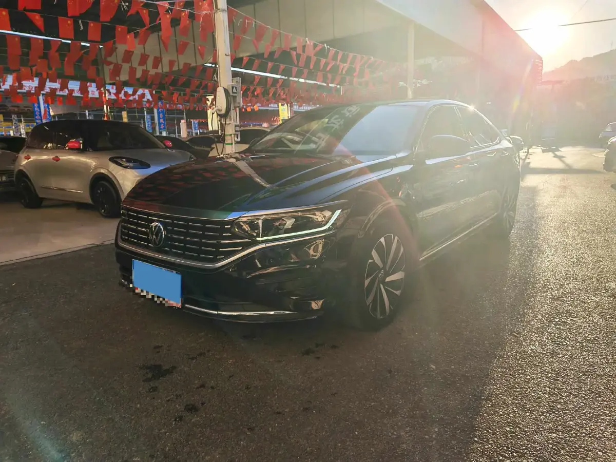 2021 Volkswagen Passat 2.0T 186HP L4 7DCT
