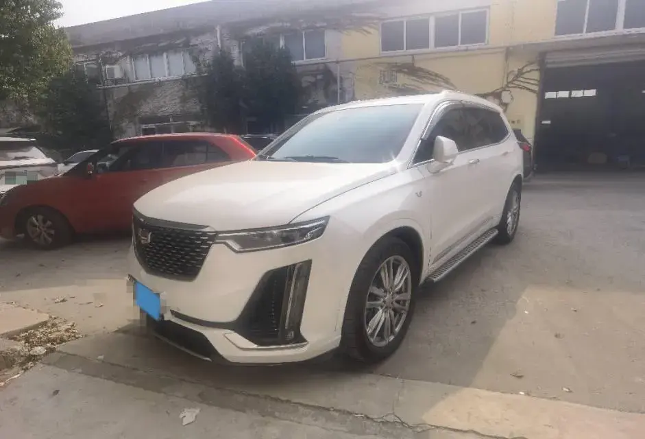 2022 Cadillac XT6 2.0T 237HP L4 9AT