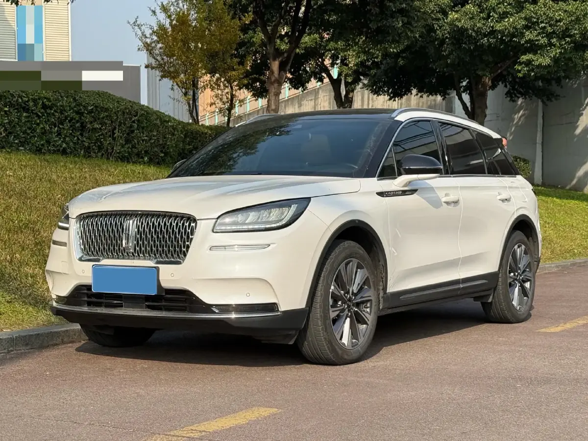 2022 Lincoln Corsair 2.0T 245HP L4 8AT