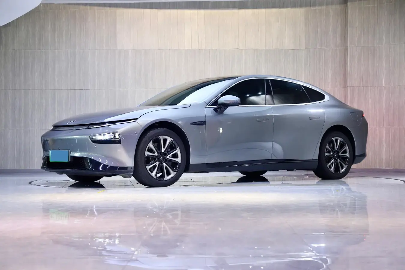 2021 Xpeng P7 BEV 60.2KWH