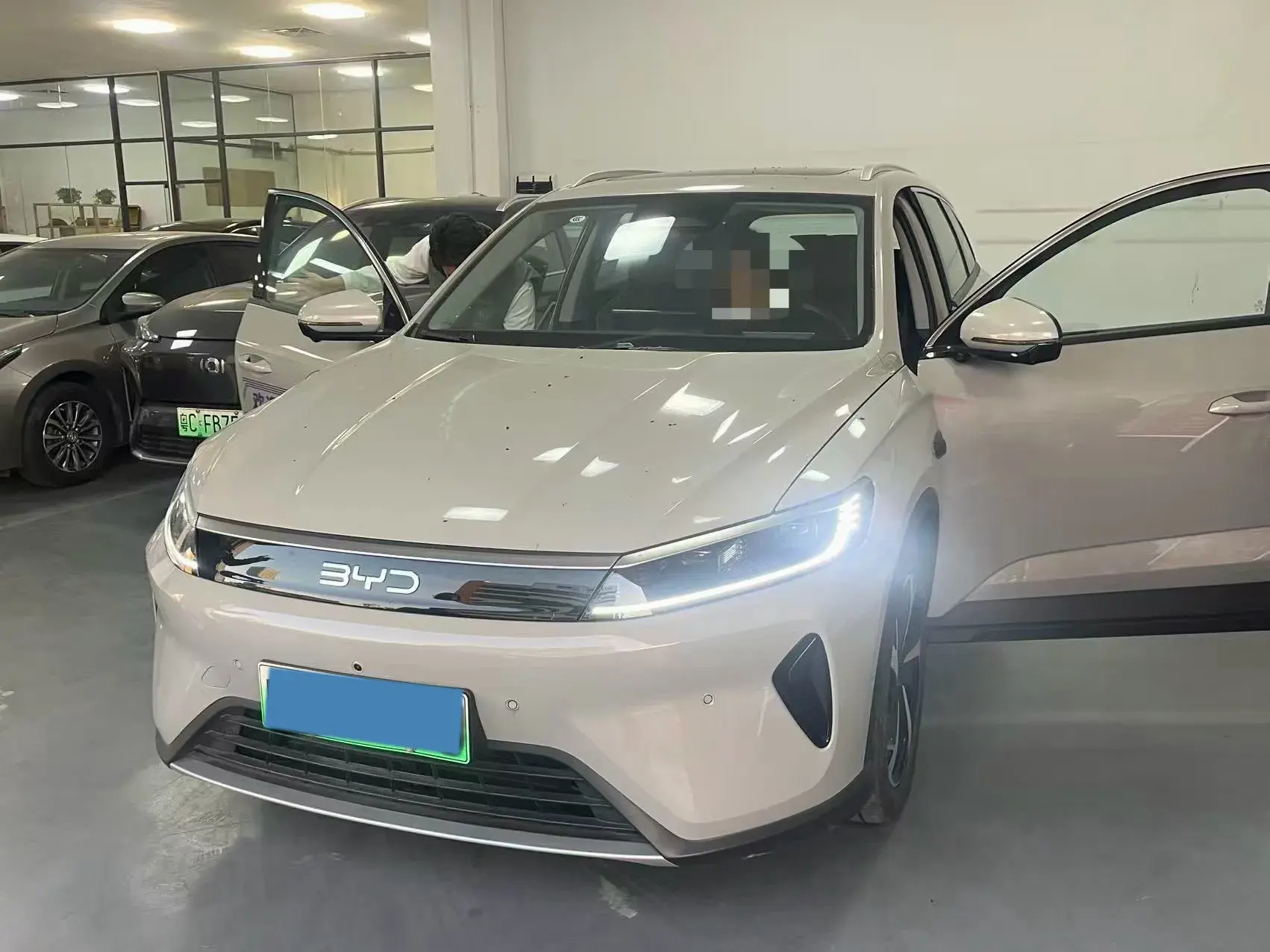 2025 BYD SEA thumbnail 2