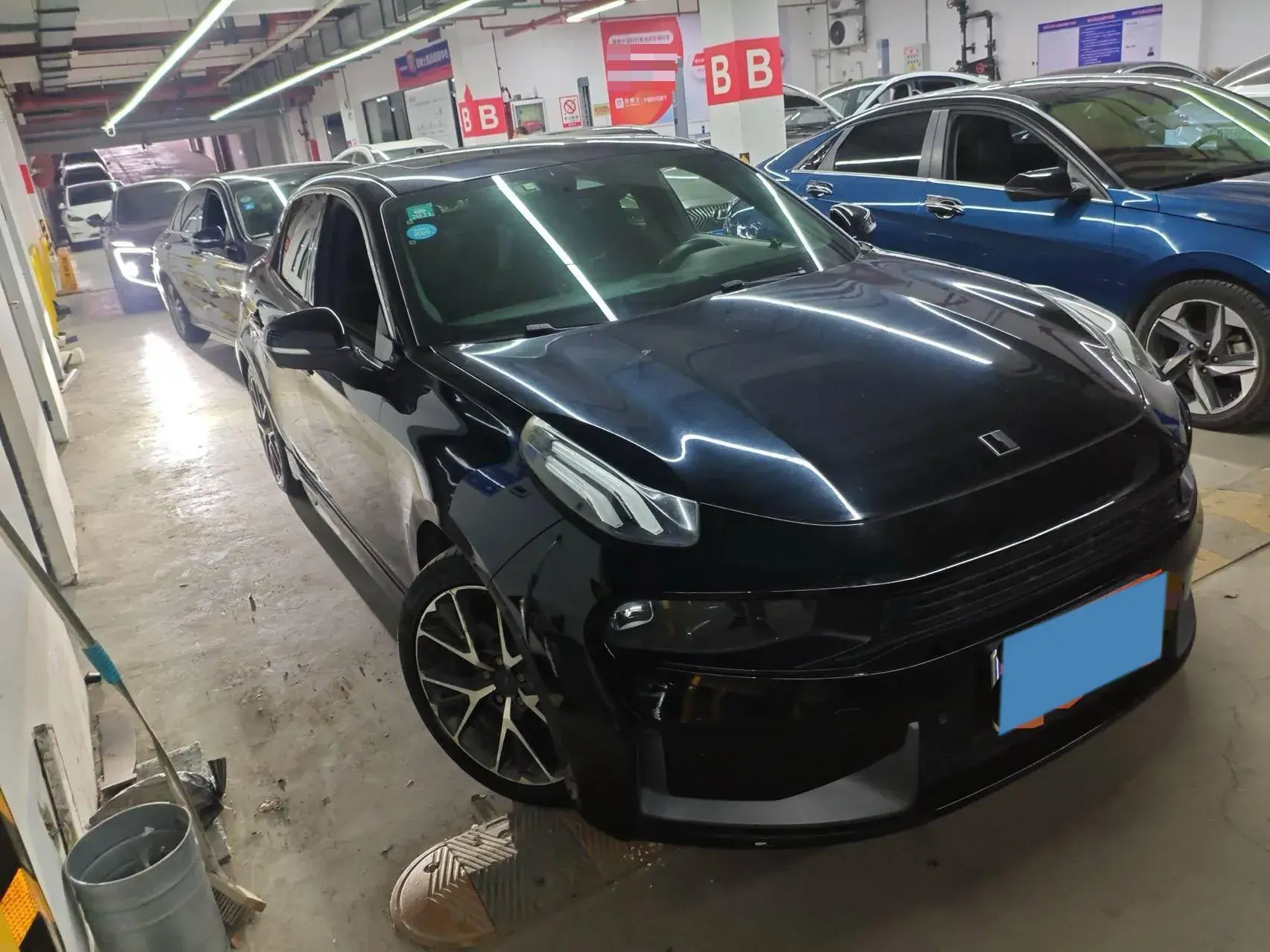 2018 TOYOTA C-HR thumbnail 3