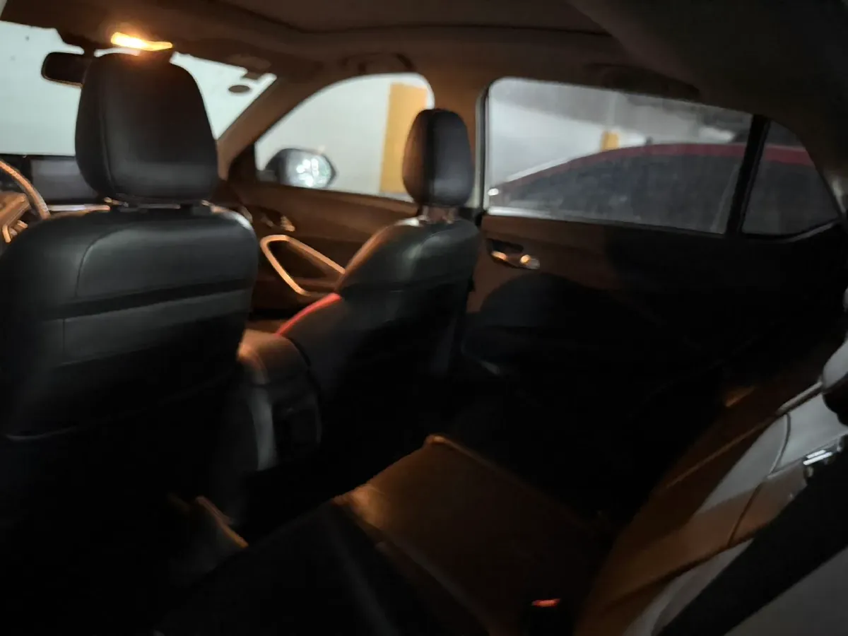 2014 BaoJun 610 1.5L 112HP L4 6AT,autocango,china used car exporter,china ev exporter,chinese used car exporter,chinese used ev exporter