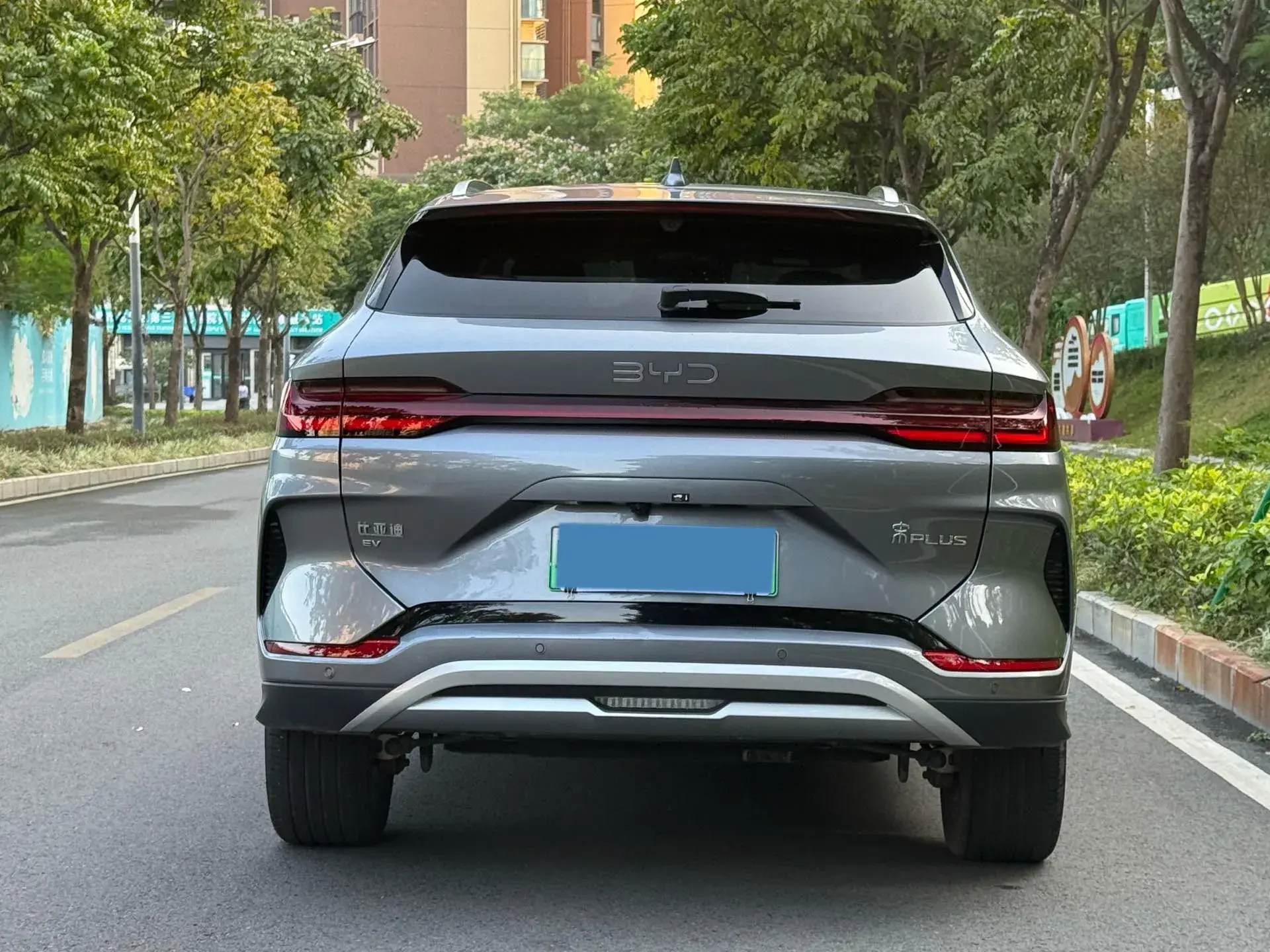 2025 BYD SONG thumbnail 4