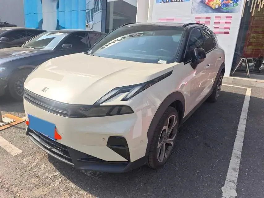 2025 LYNK&CO 06 1.5T 181HP L4 7DCT