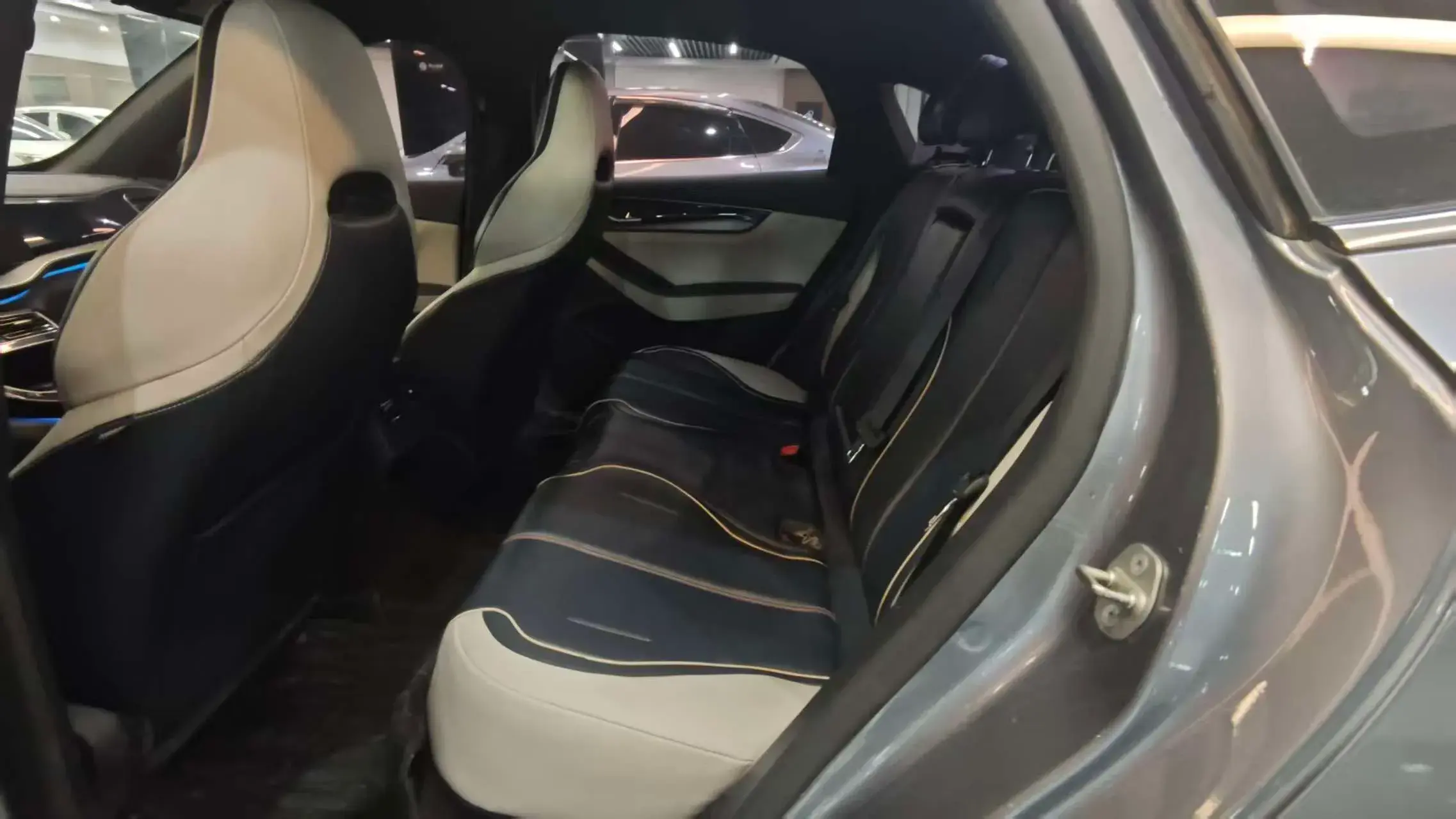 2021 GAC TRUMPCHI thumbnail 3