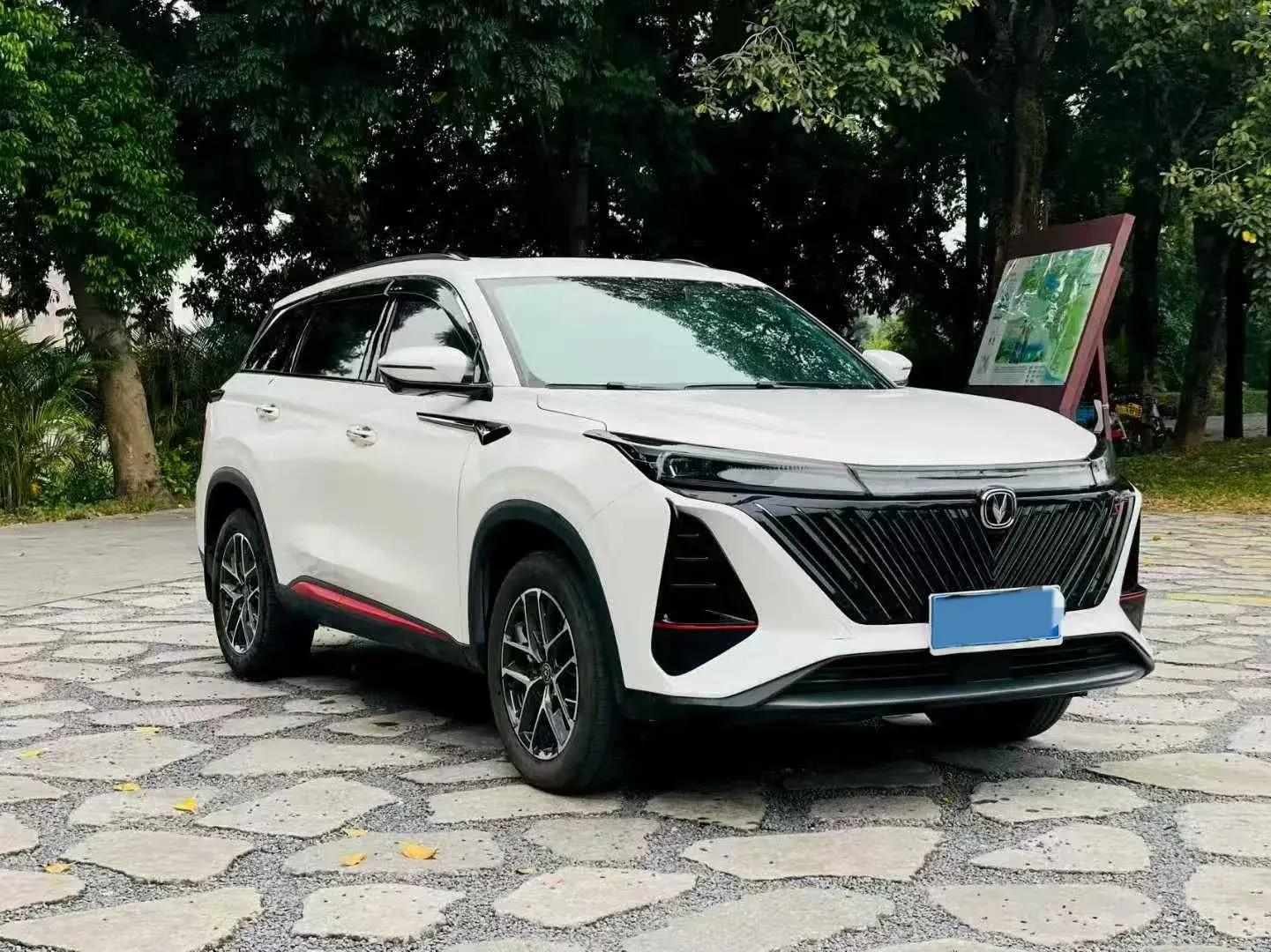 2022 CHANGAN CS75 thumbnail 3