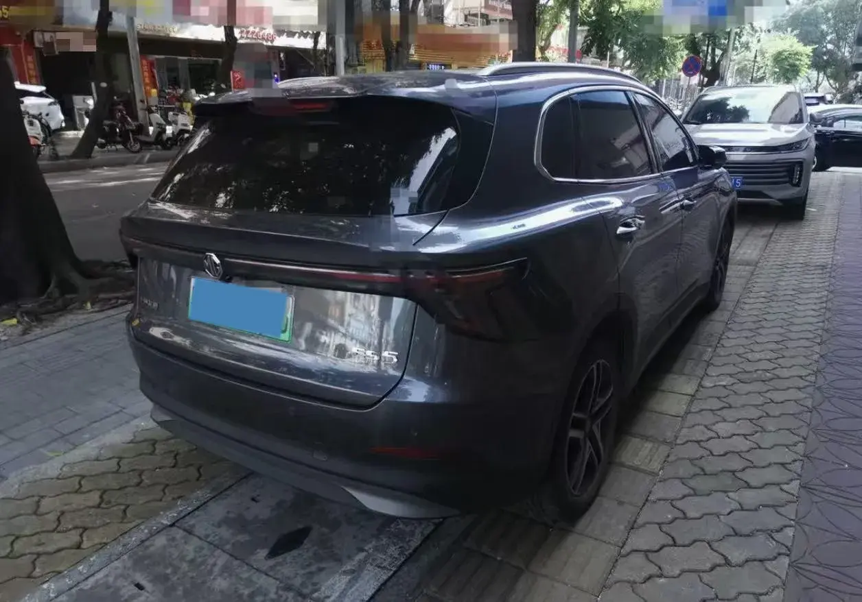 2025 MG MG thumbnail 4