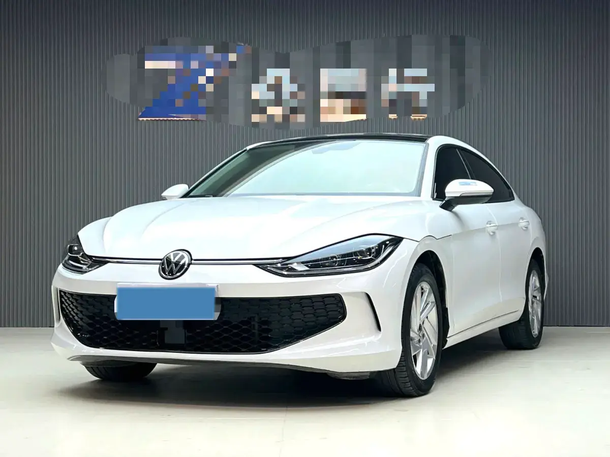 2022 VOLKSWAGEN LAVIDA view 1